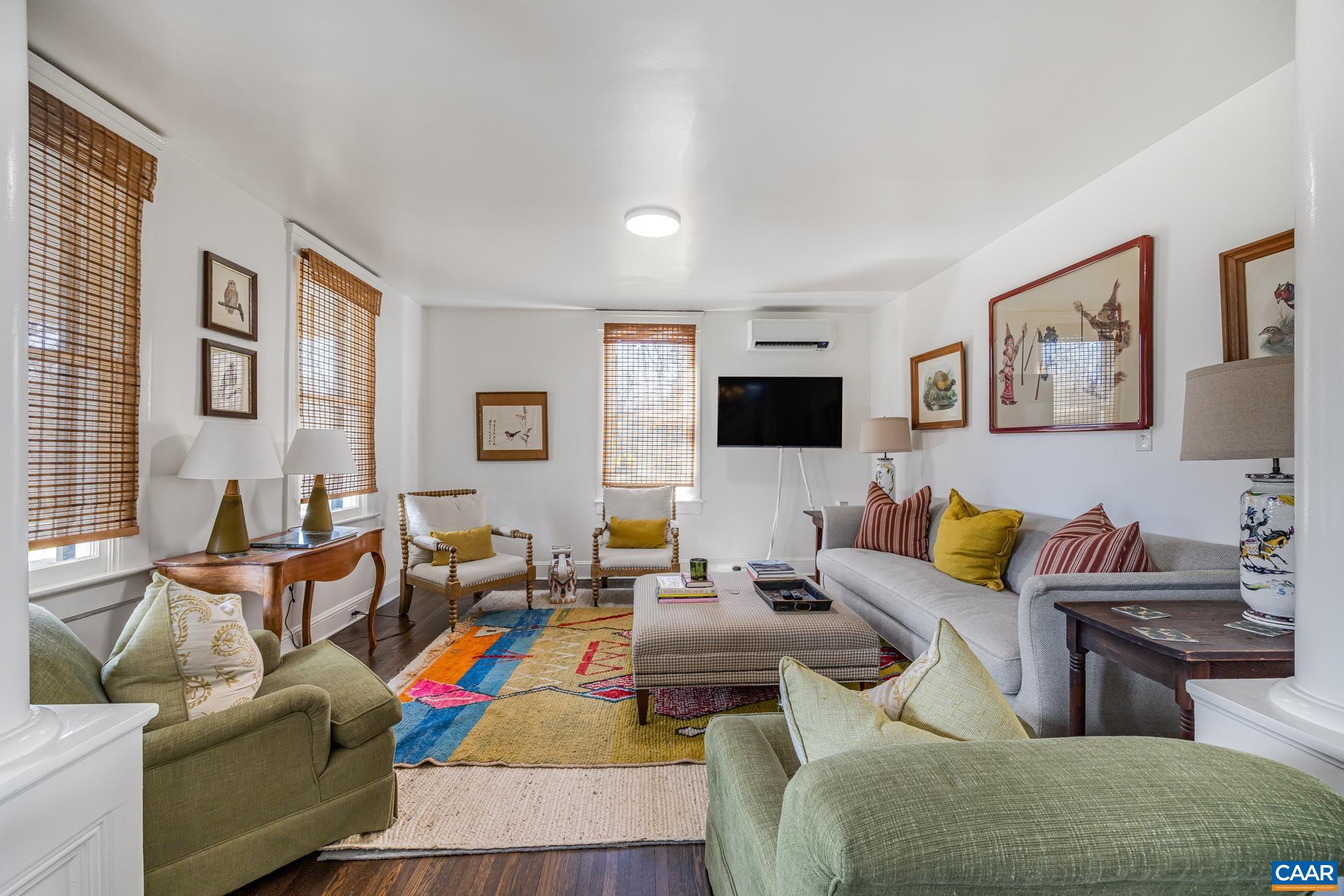 242 Madison Mills Ln