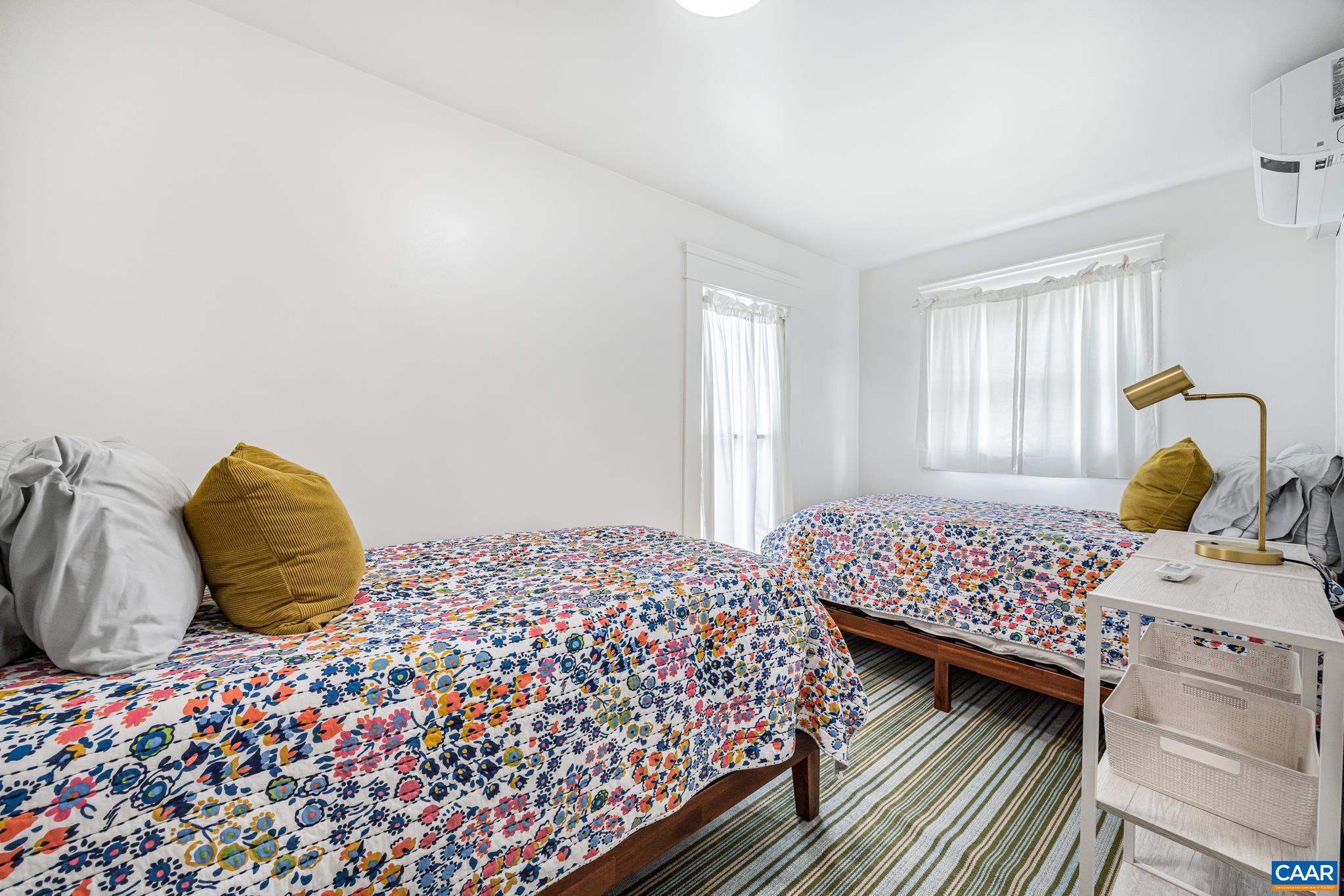 242 Madison Mills Ln