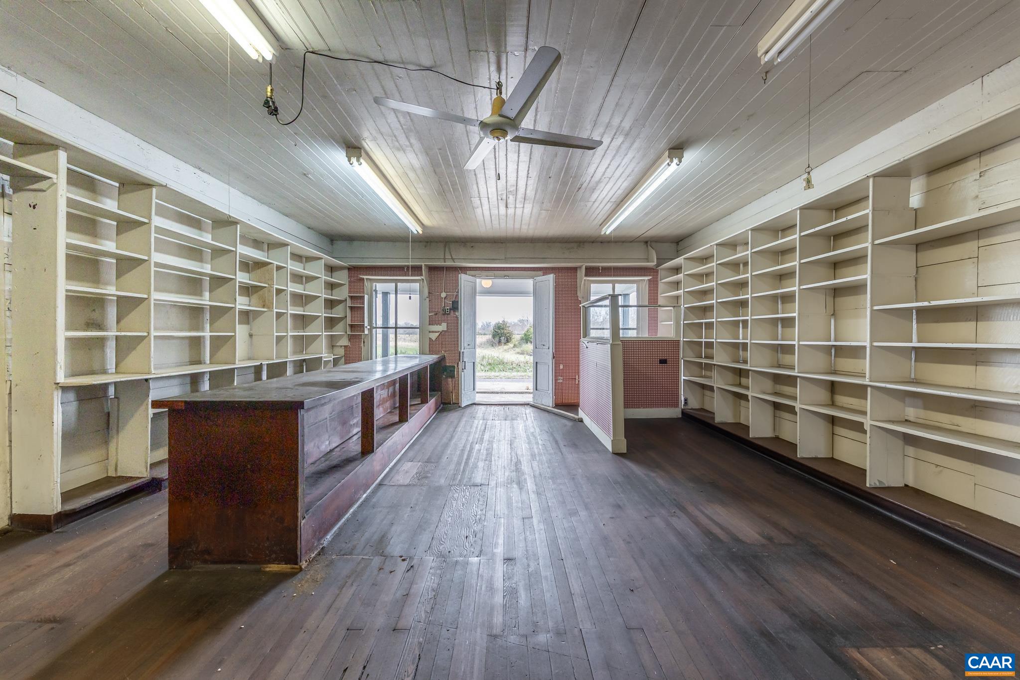 242 Madison Mills Ln