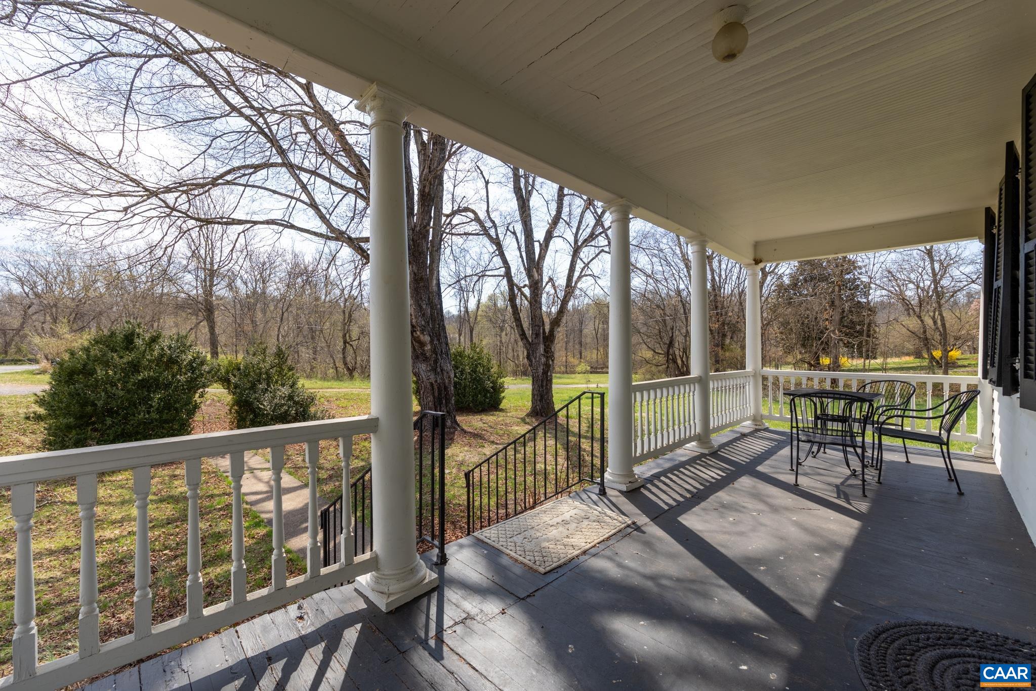 242 Madison Mills Ln