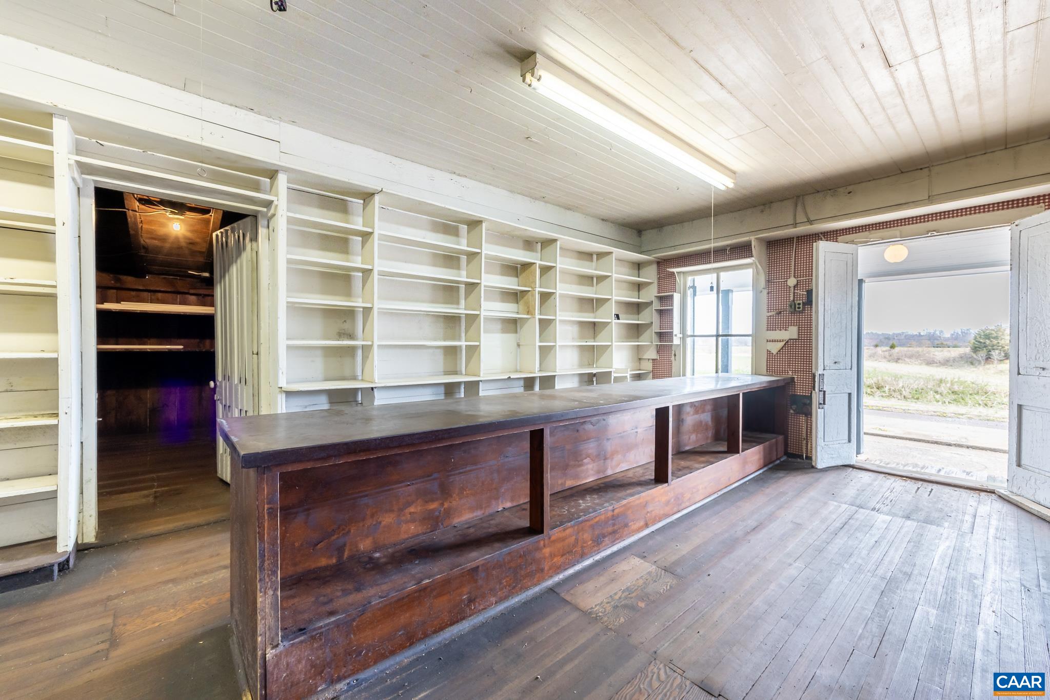 242 Madison Mills Ln