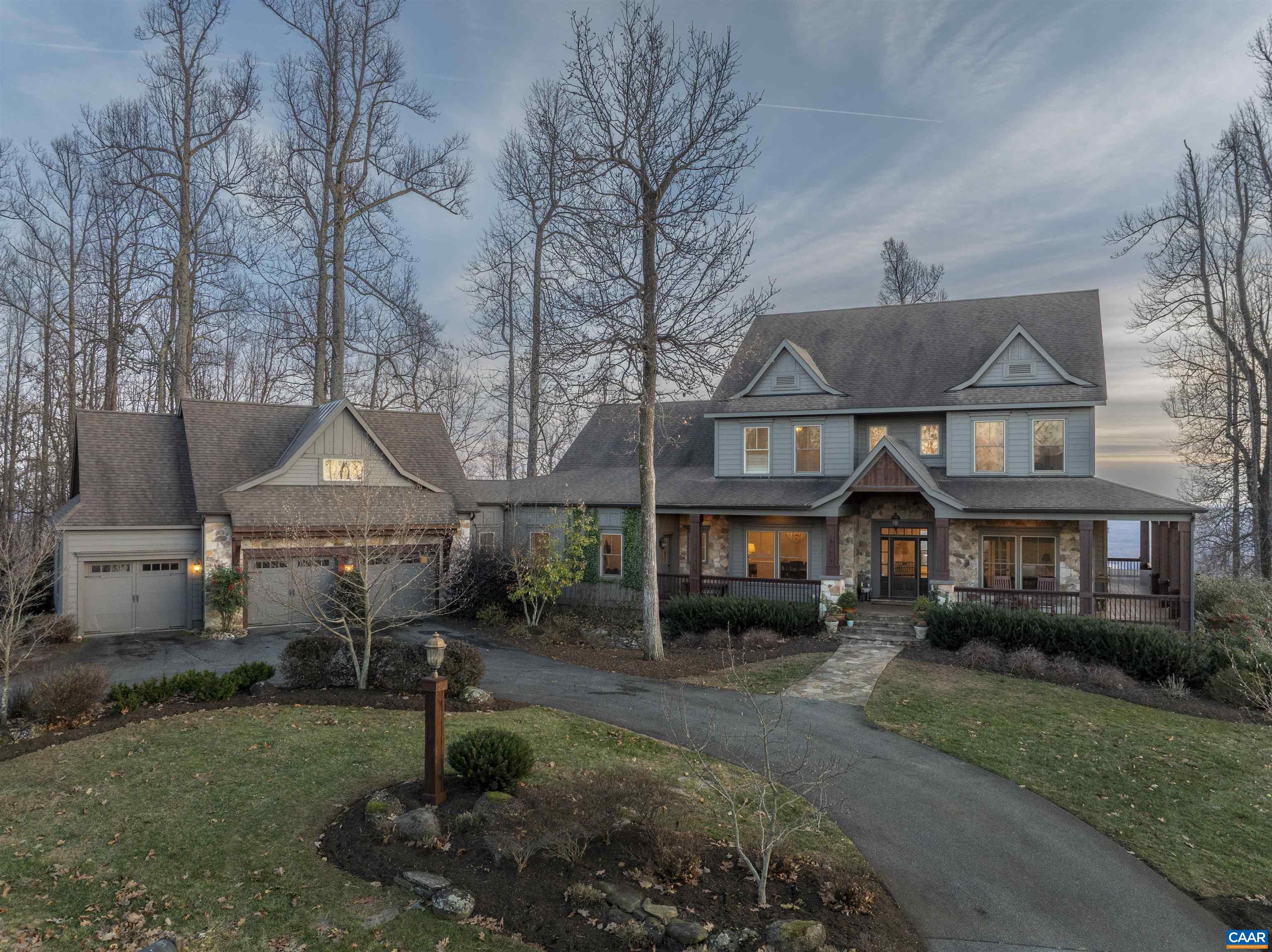 765 SUMMIT RIDGE PT