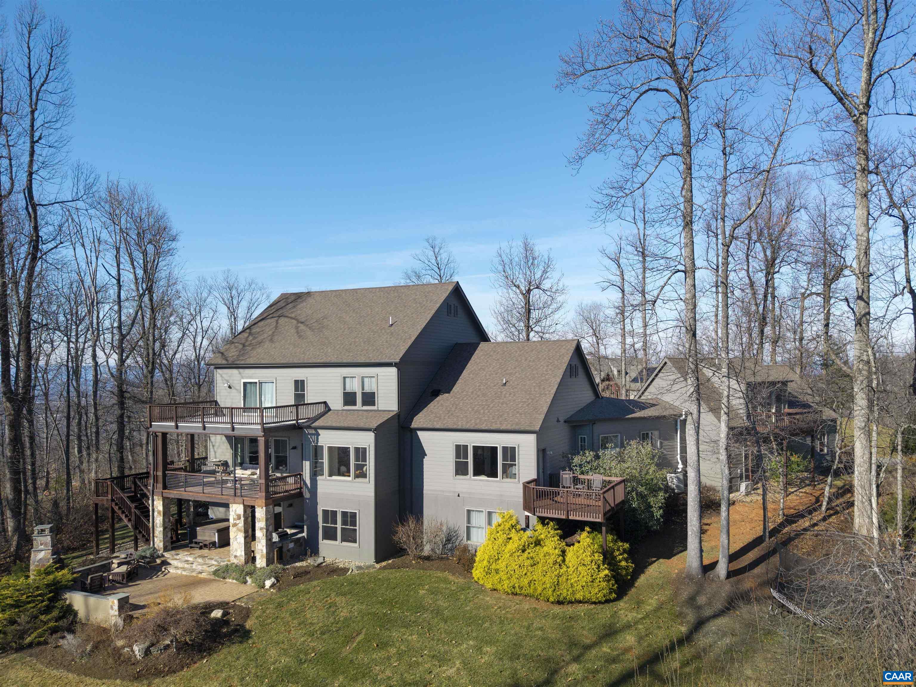 765 SUMMIT RIDGE PT