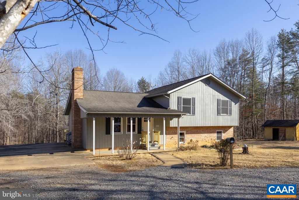 16125 MOUNTAIN TRACK RD