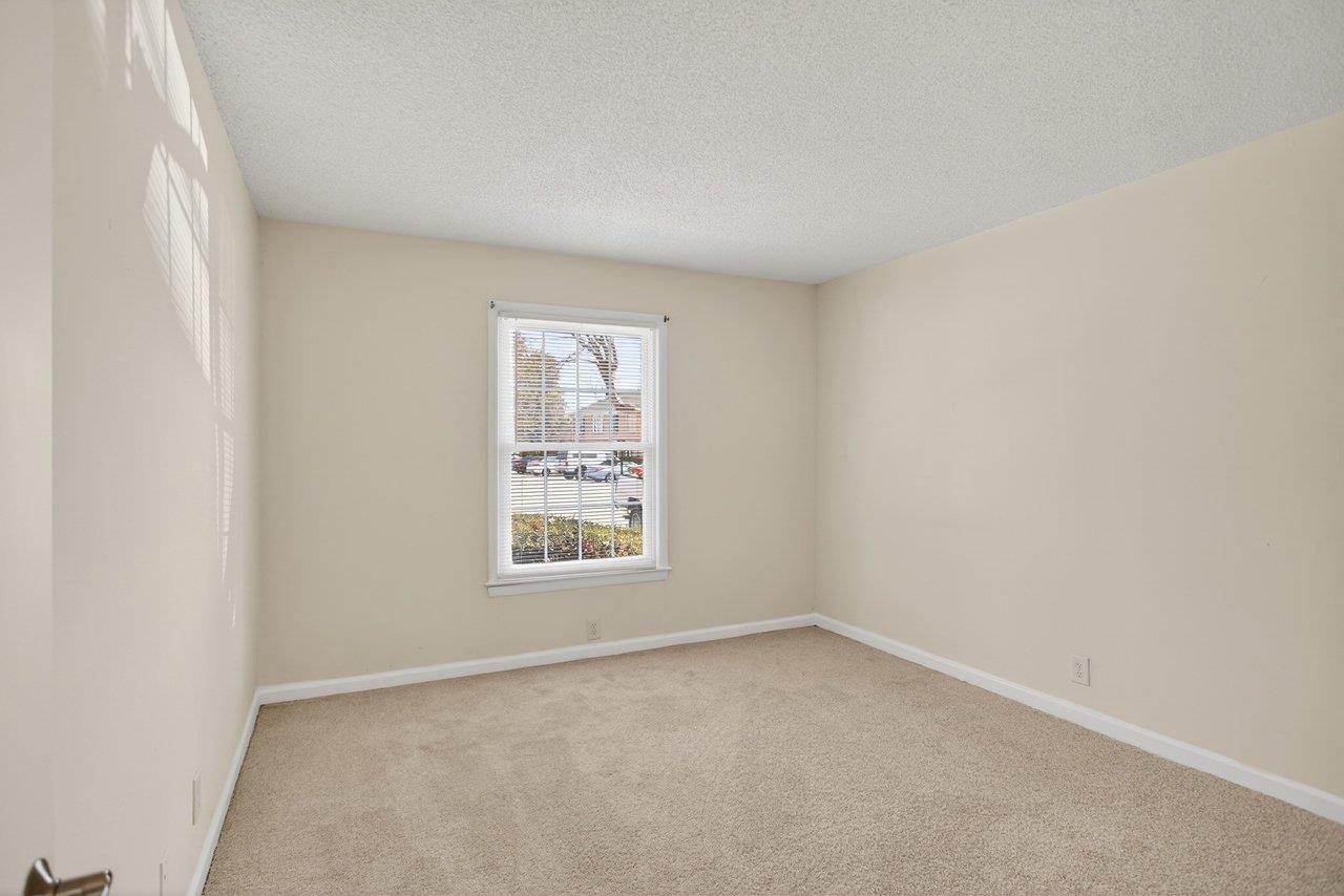 2527 HYDRAULIC RD Unit: 26