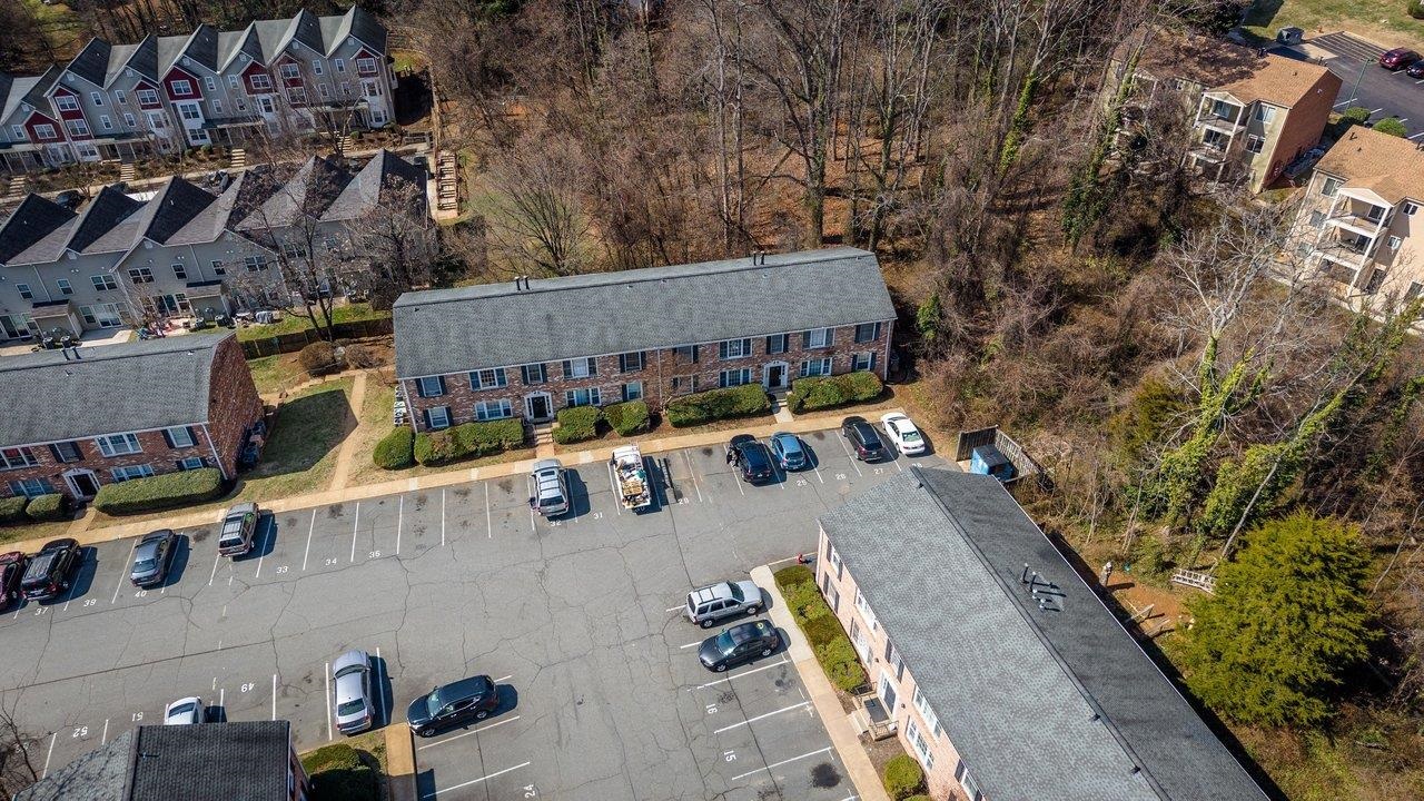2527 HYDRAULIC RD Unit: 26