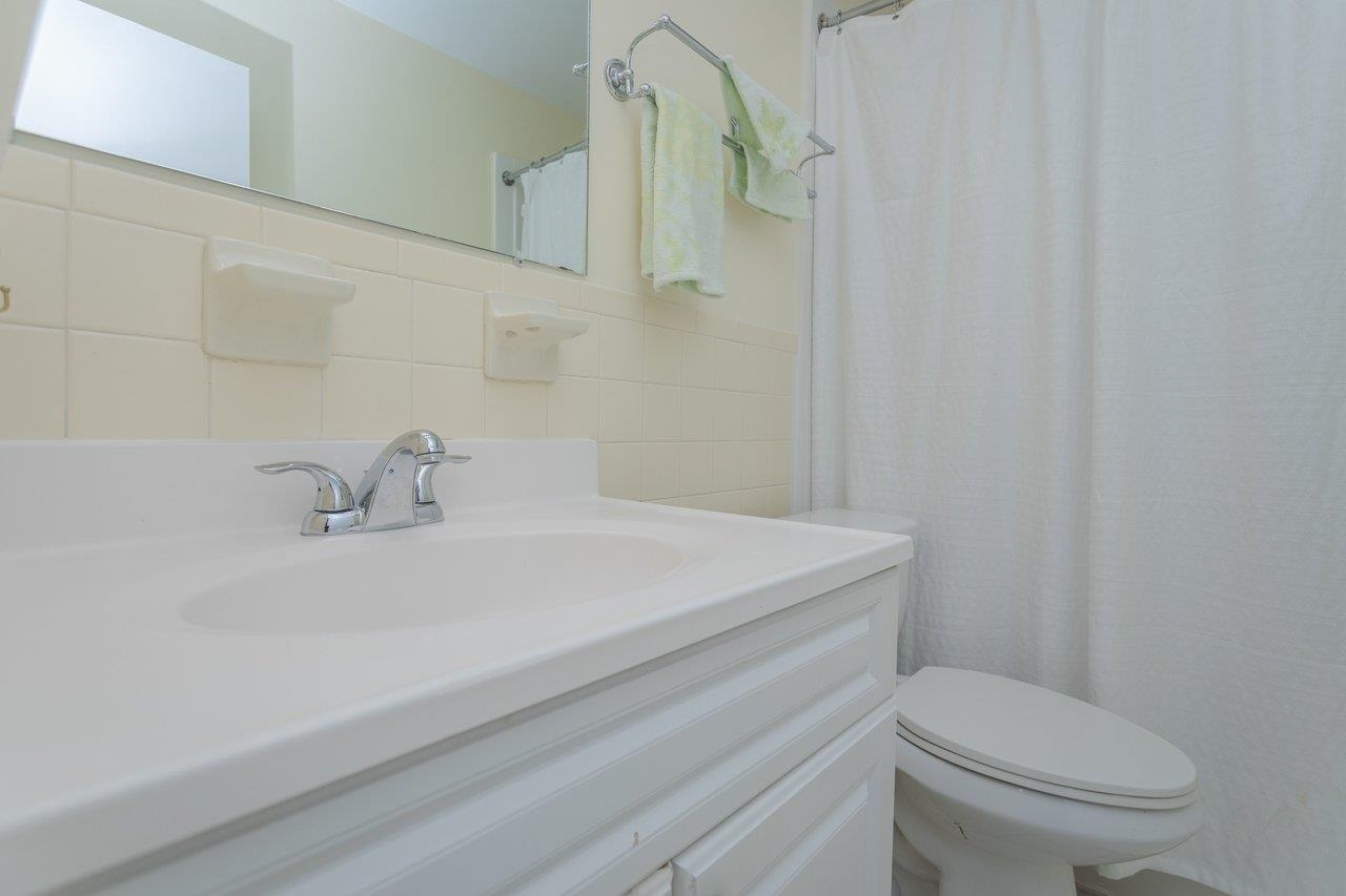 2527 HYDRAULIC RD Unit: 26
