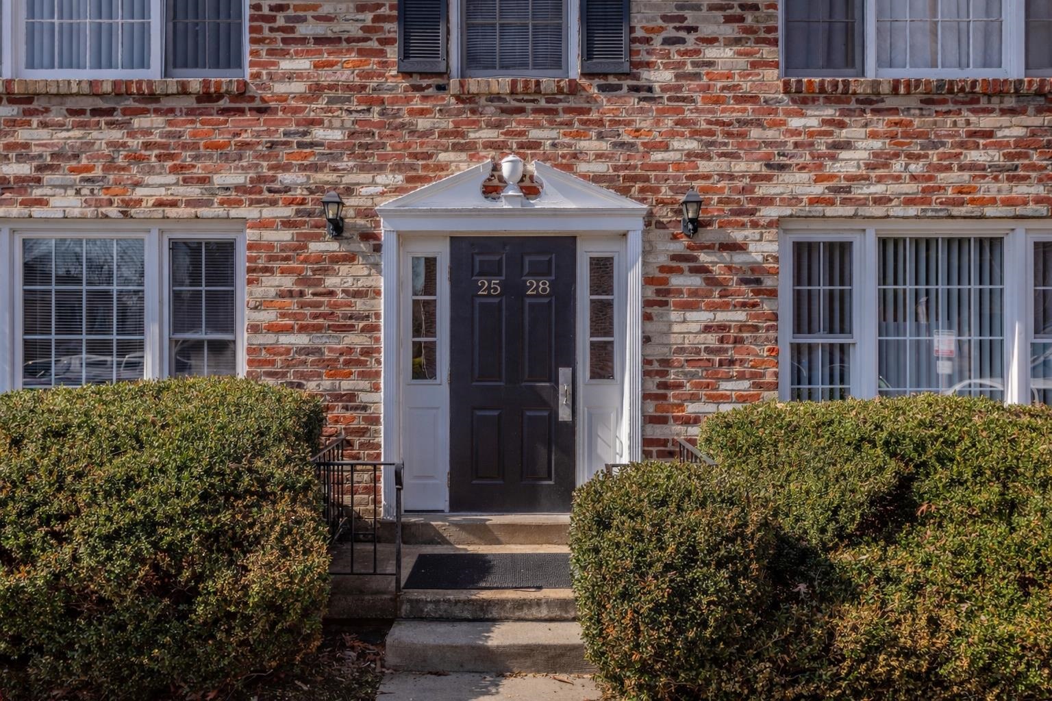 2527 HYDRAULIC RD Unit: 26
