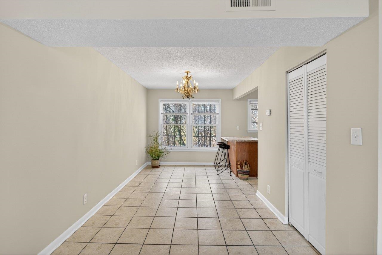 2527 HYDRAULIC RD Unit: 26