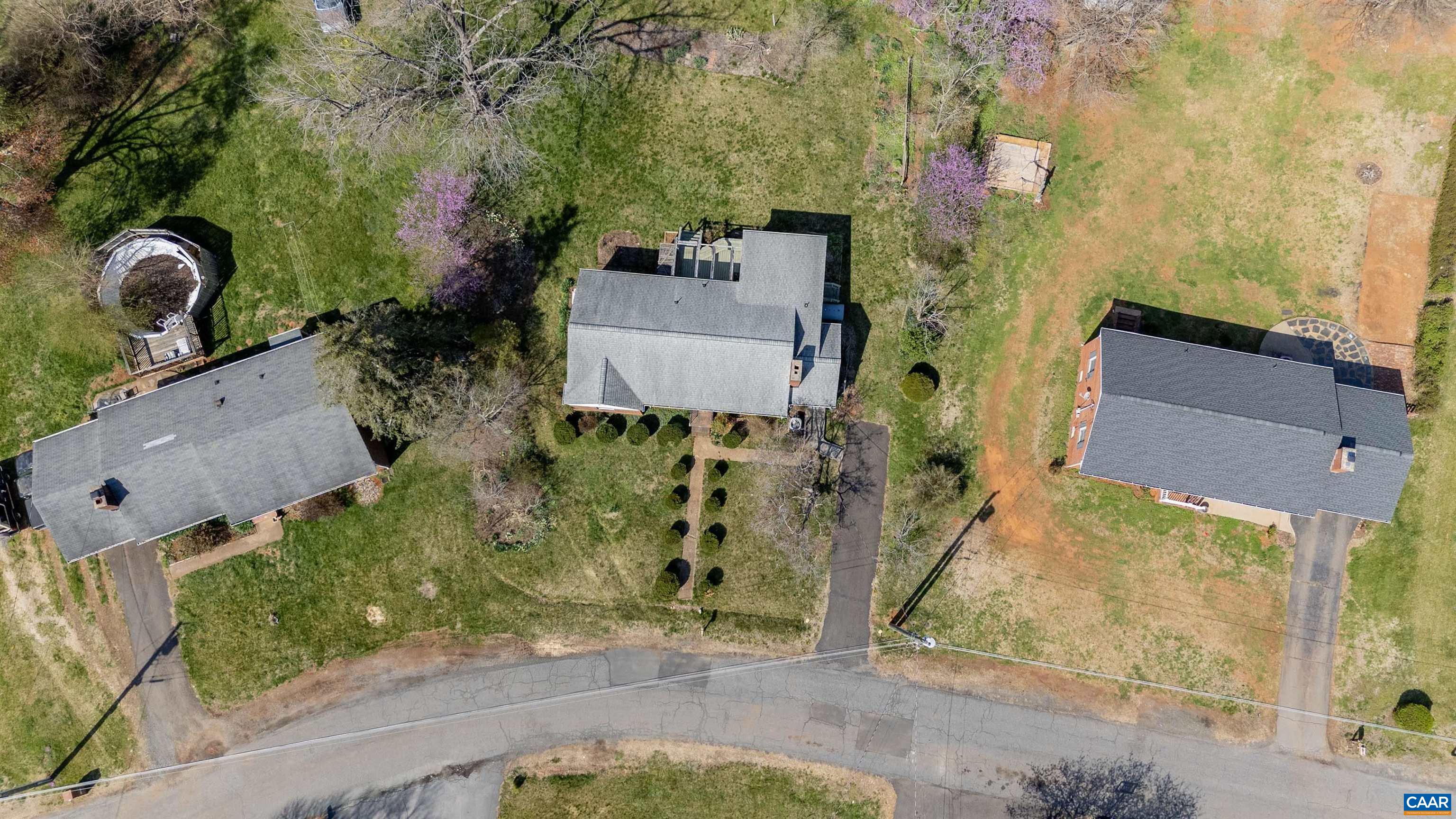 11504 KNOLLS RD