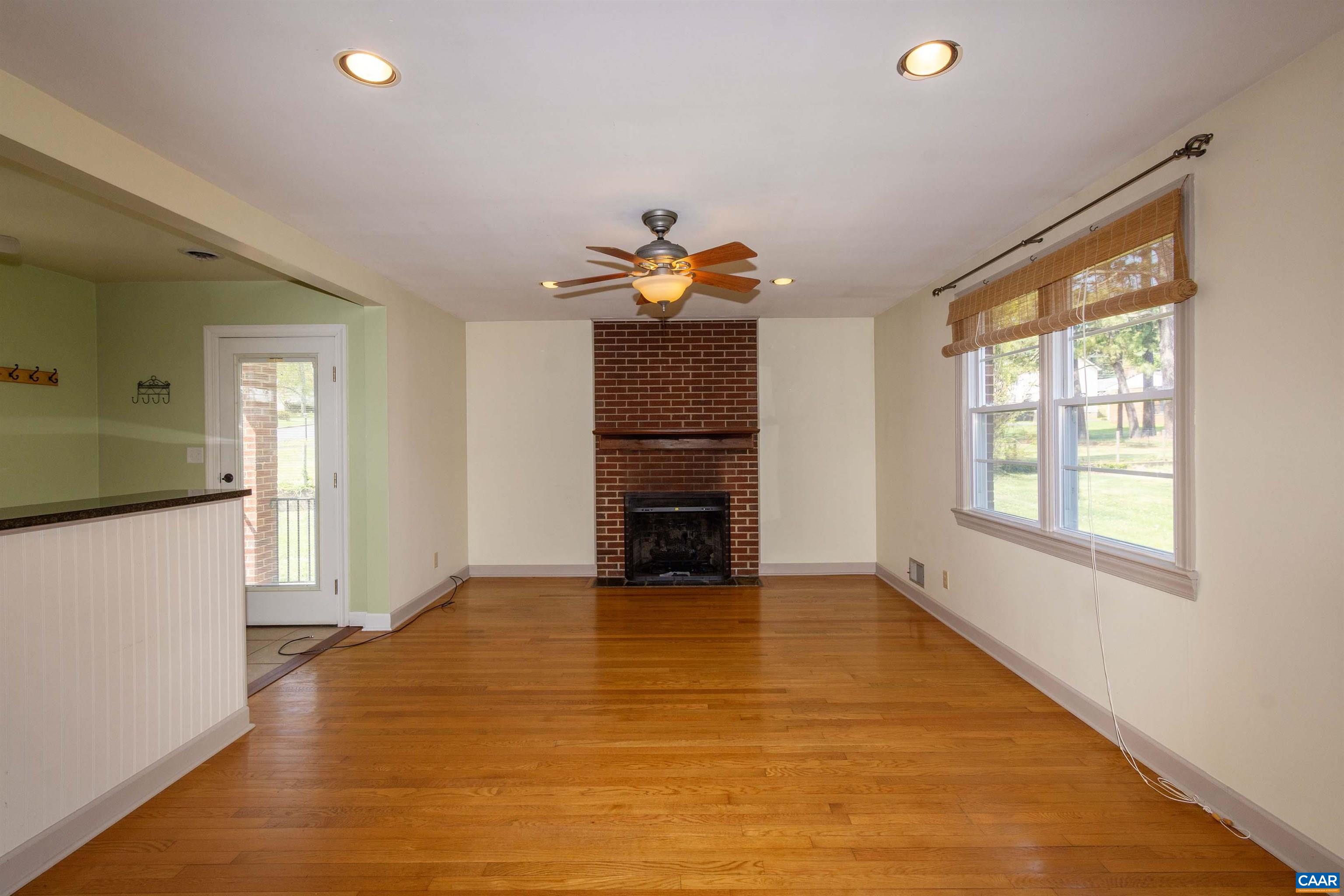 204 SELMA RD