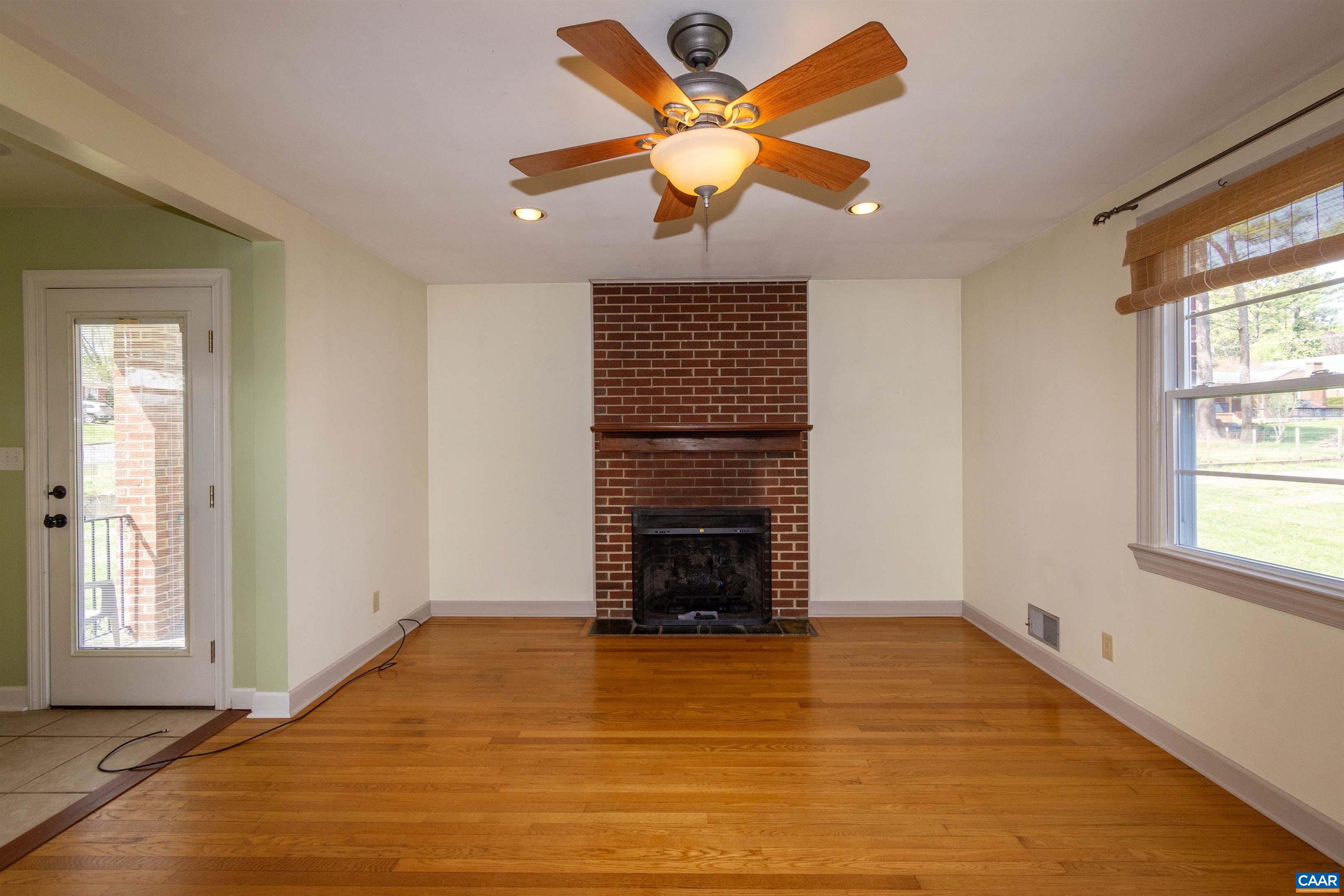 204 SELMA RD