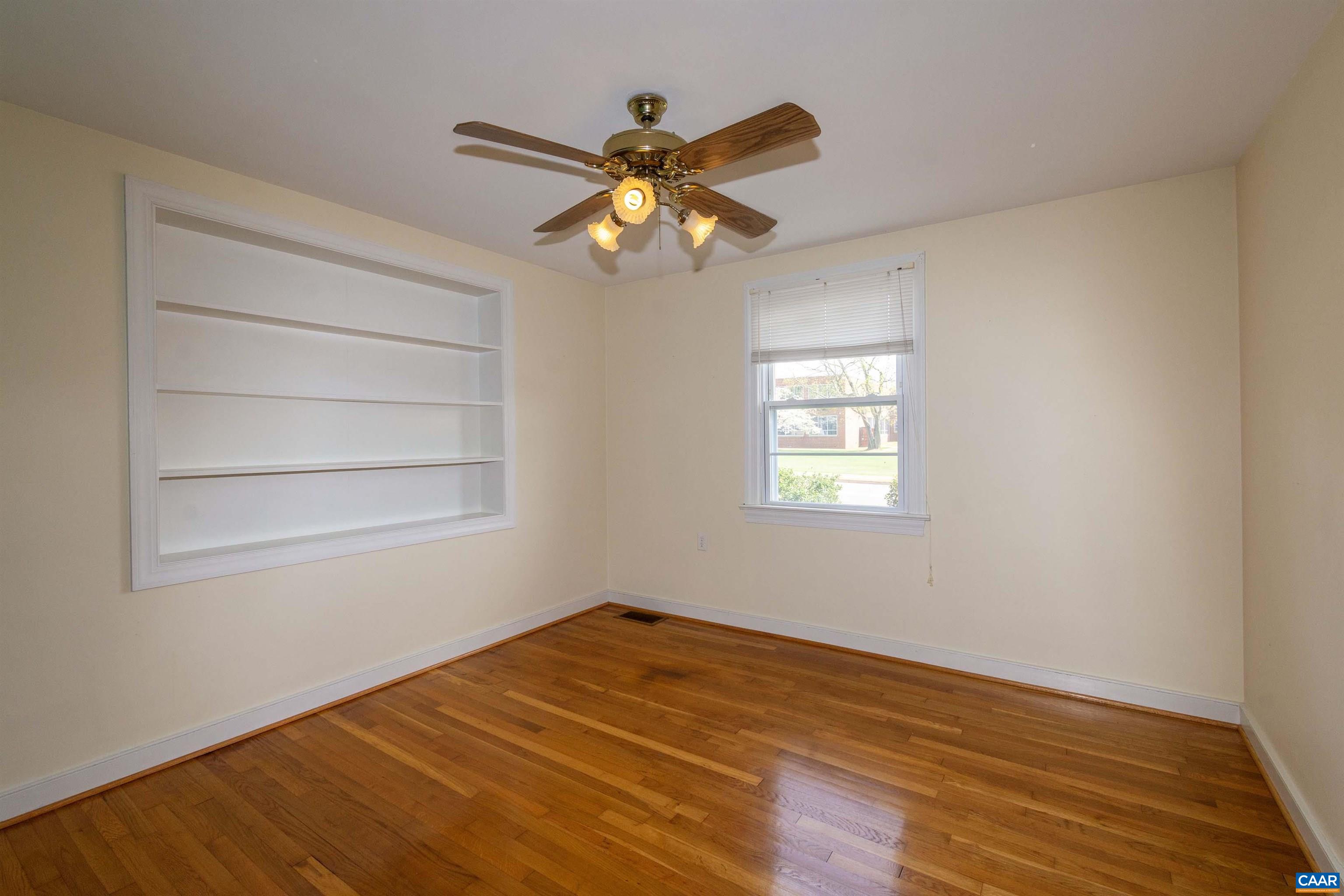 204 SELMA RD
