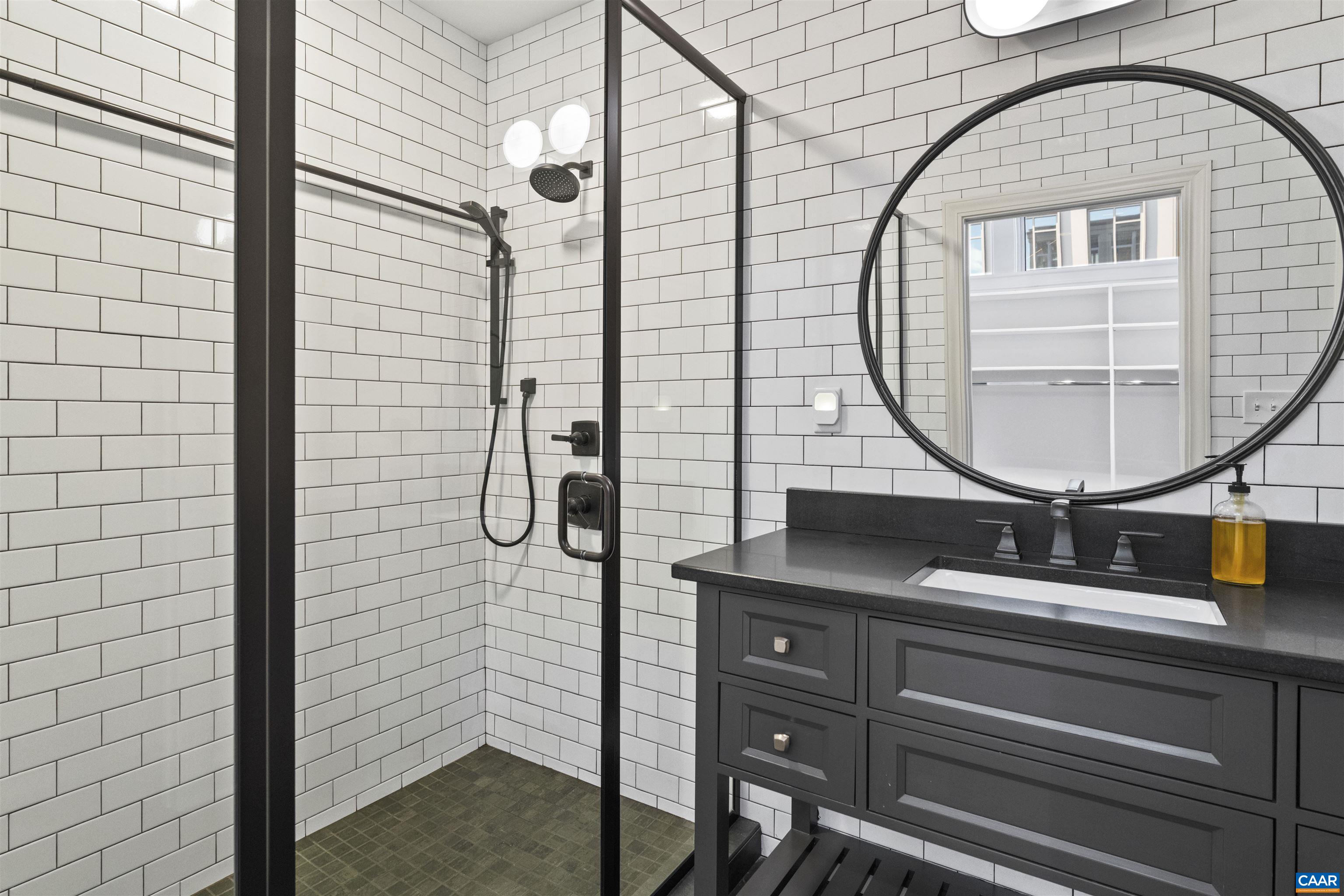 218 W WATER ST Unit: 601