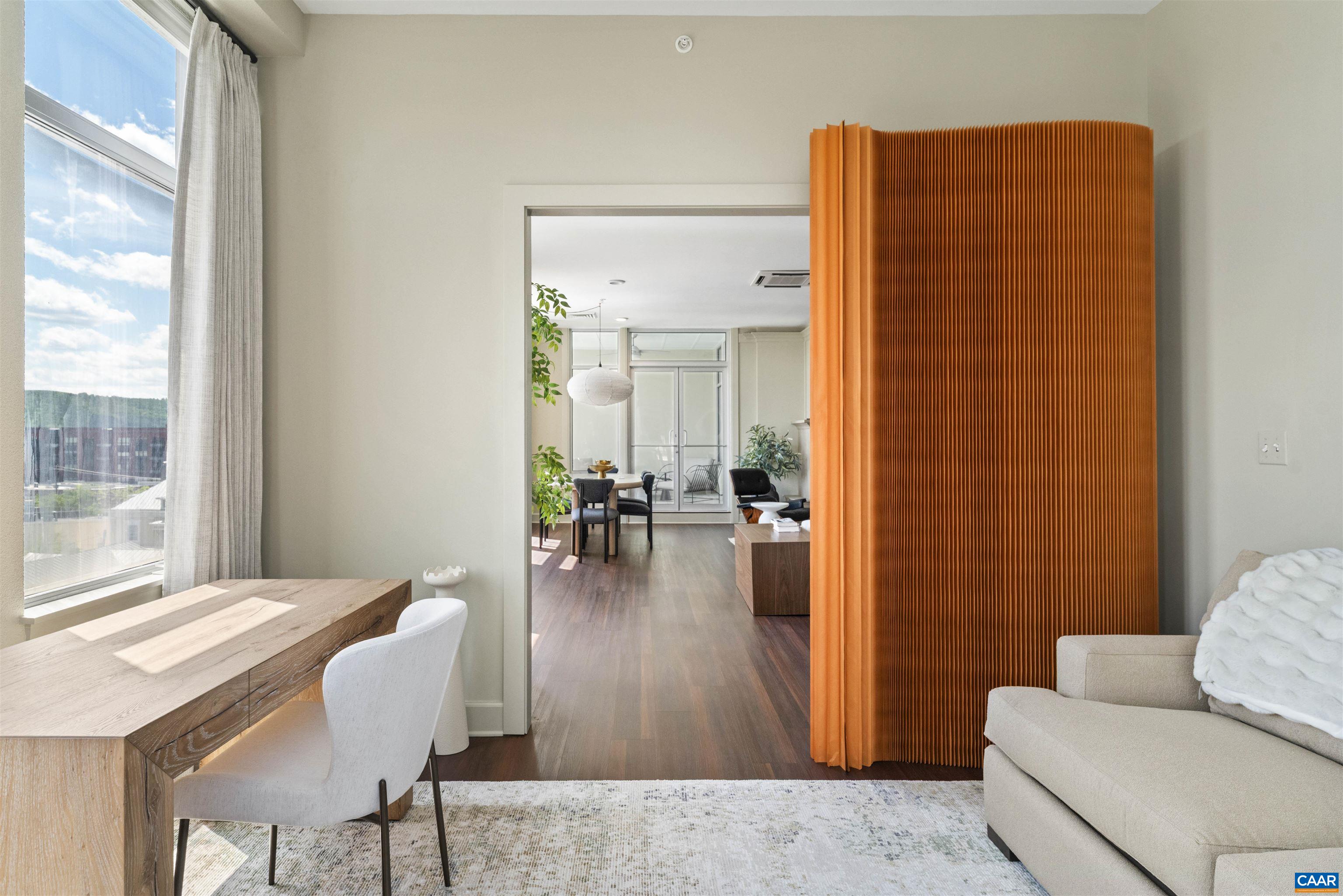 218 W WATER ST Unit: 601