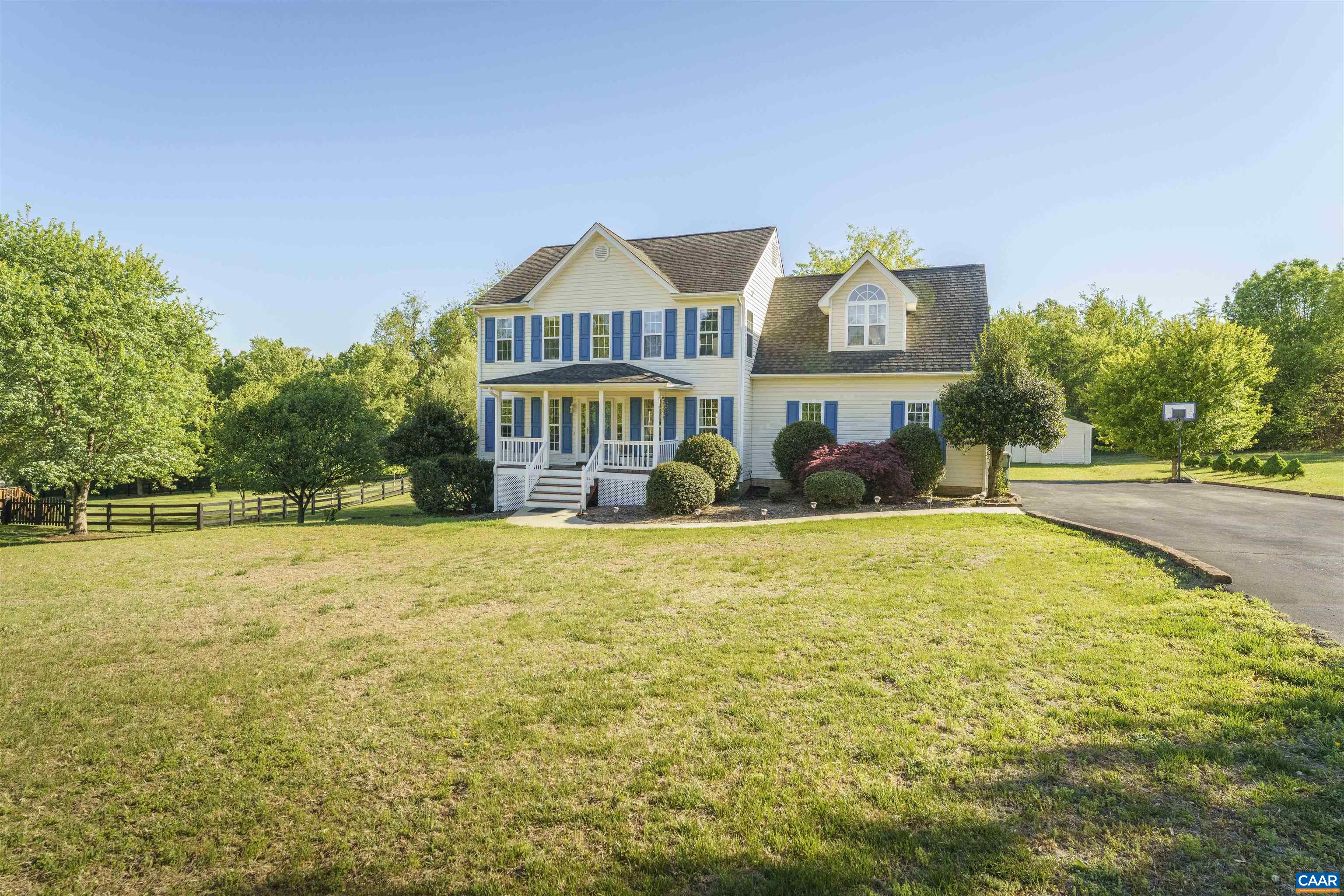 156 SOUTHRIDGE DR