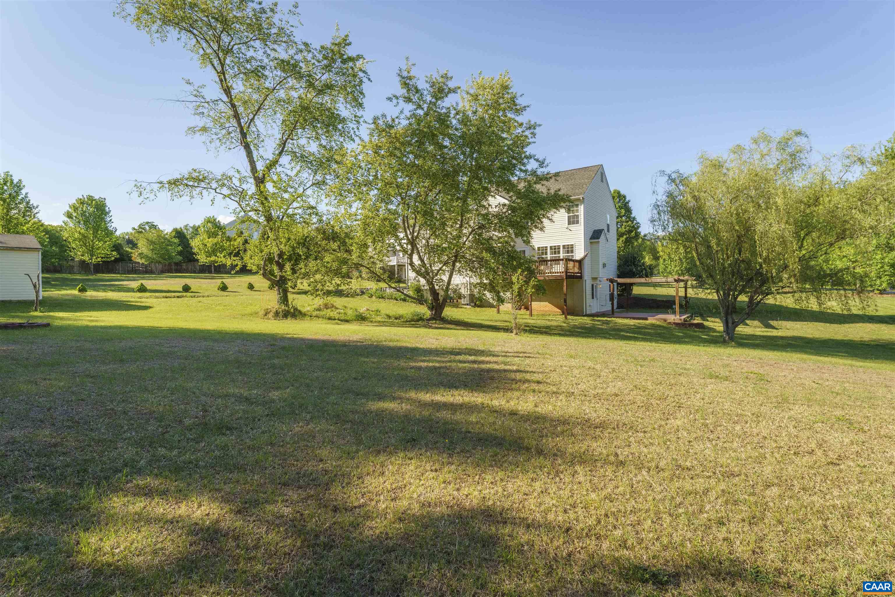 156 SOUTHRIDGE DR