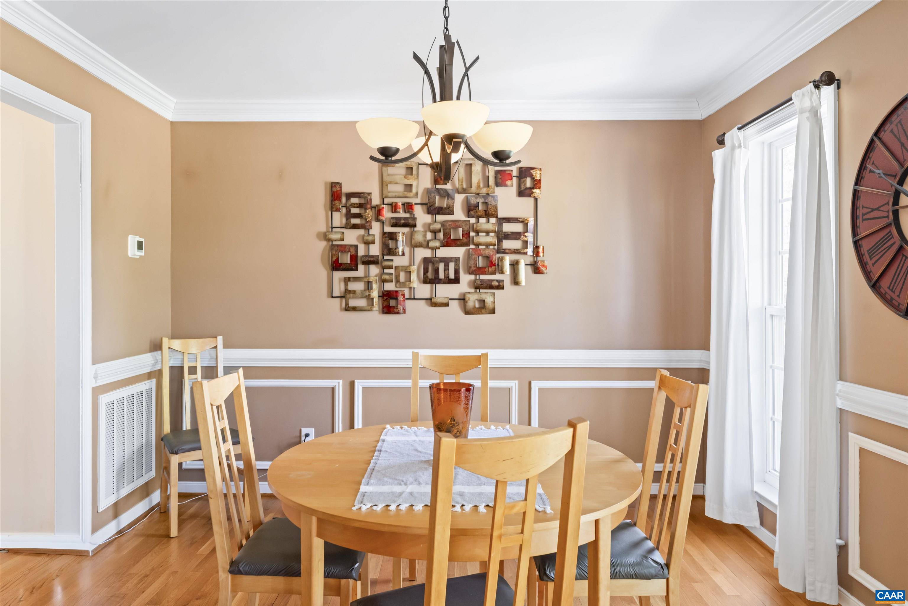 156 SOUTHRIDGE DR
