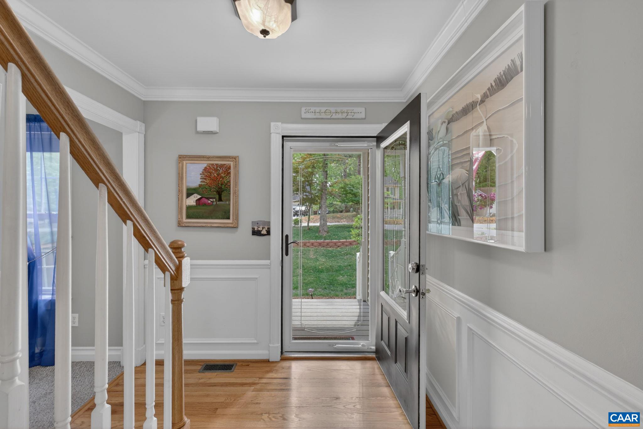 296 JEFFERSON DR