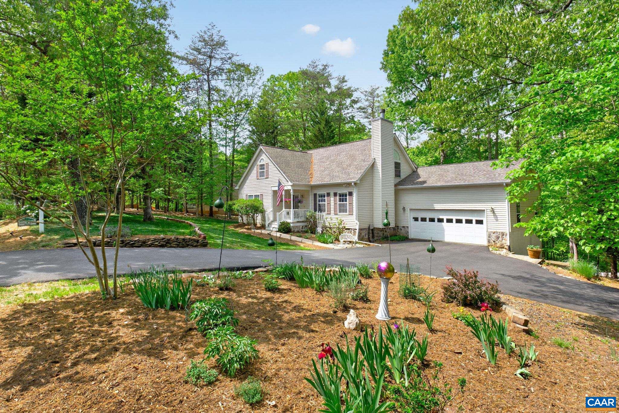 296 JEFFERSON DR