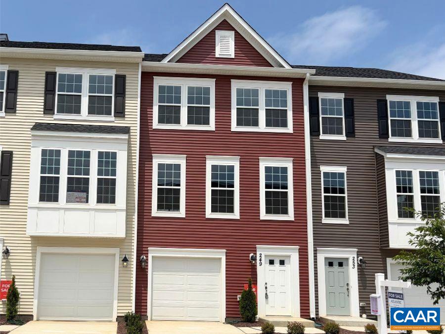 249 CHESHIRE LN