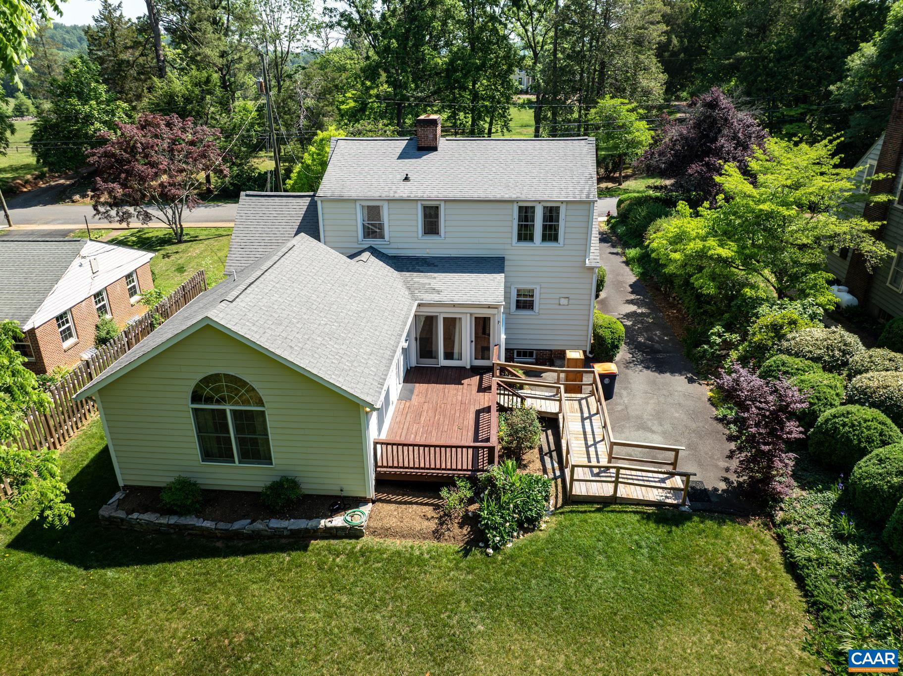 172 LANDON LN