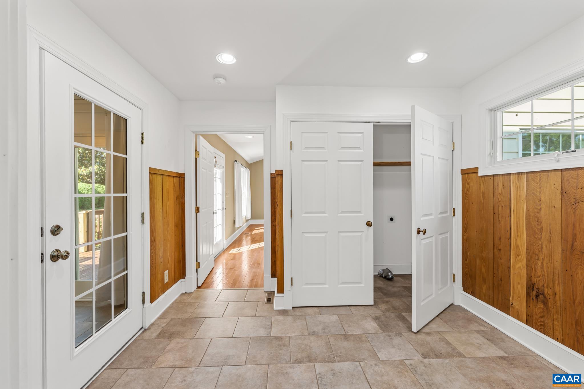 172 LANDON LN