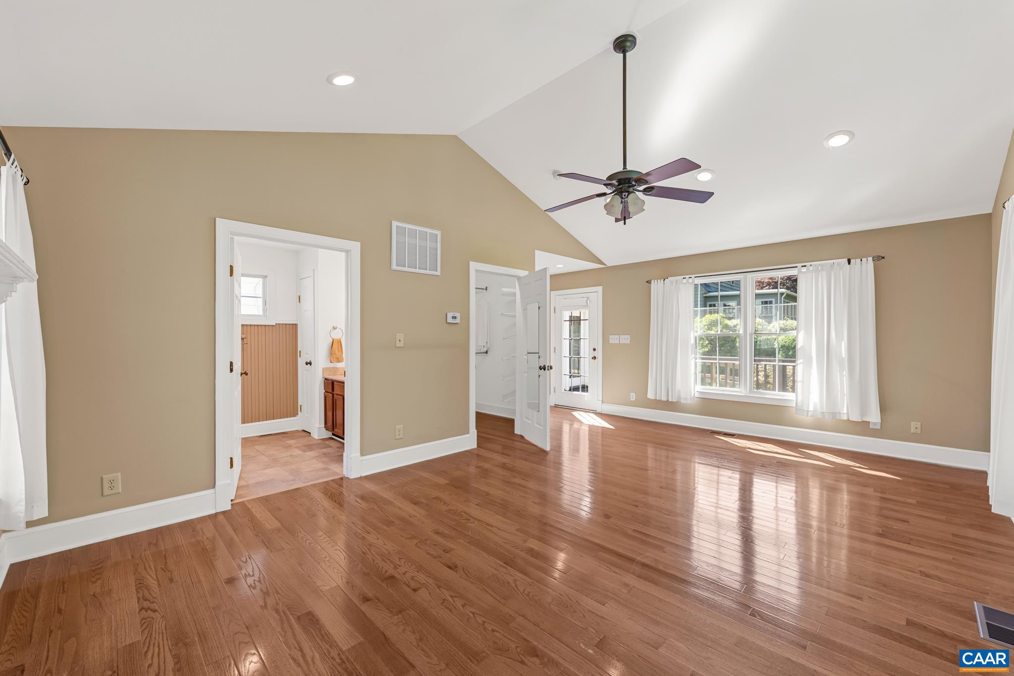 172 LANDON LN