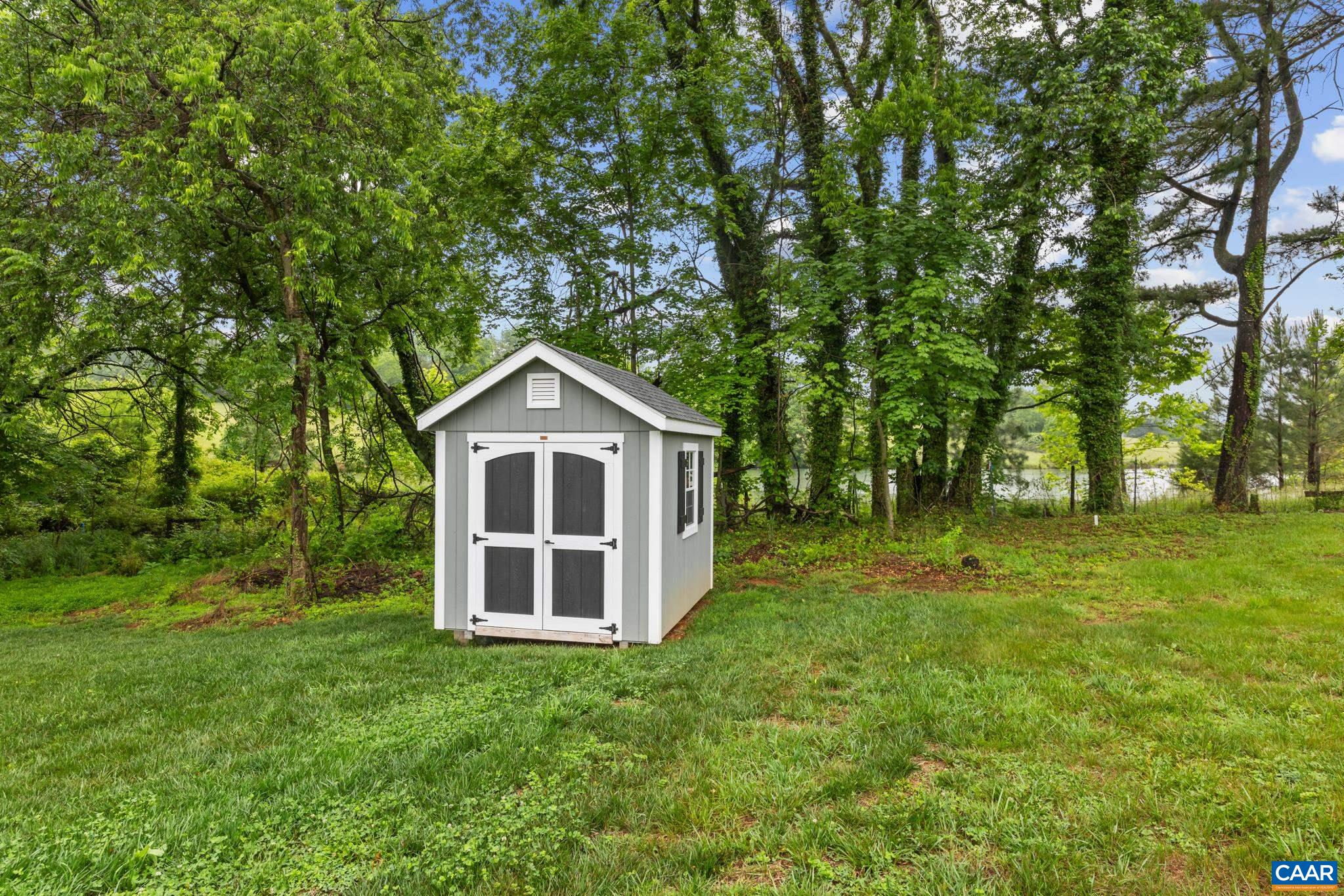 160 RED HILL RD