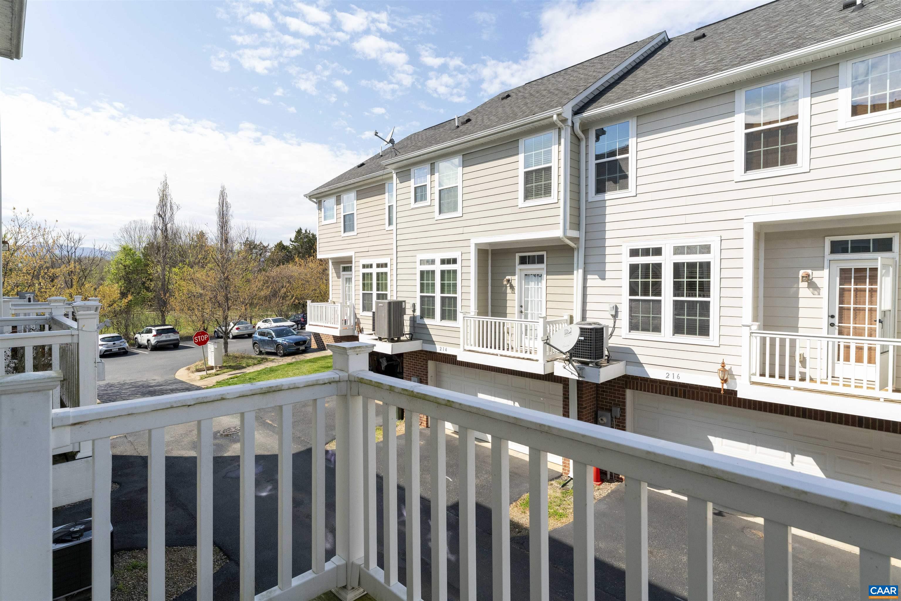 148 PIONEER LN