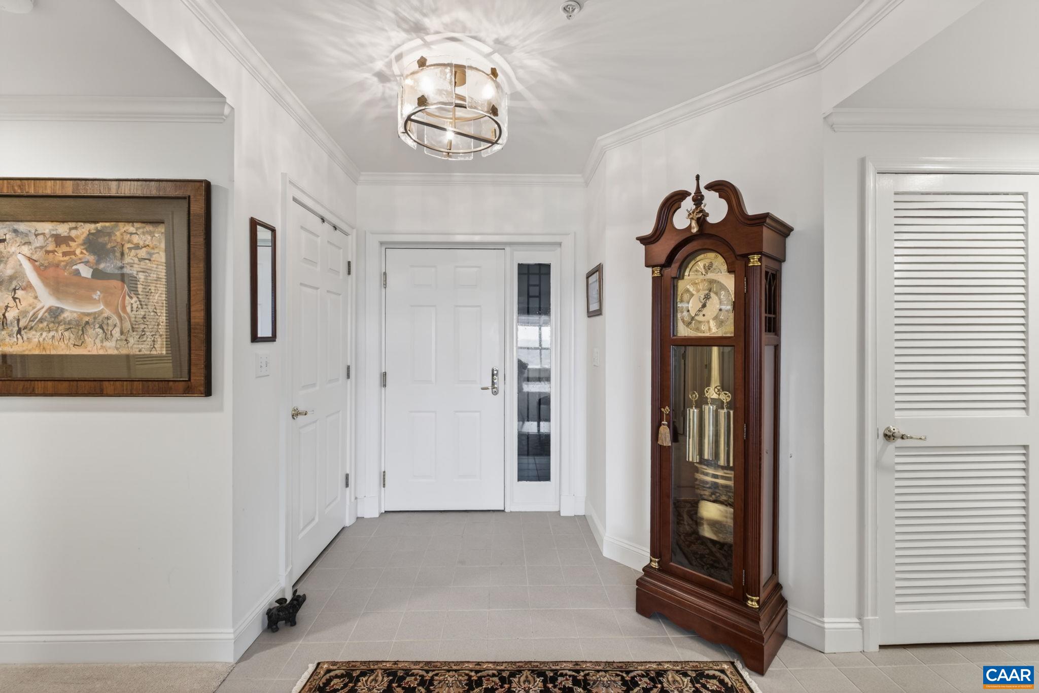 500 CRESTWOOD DR Unit: 1606