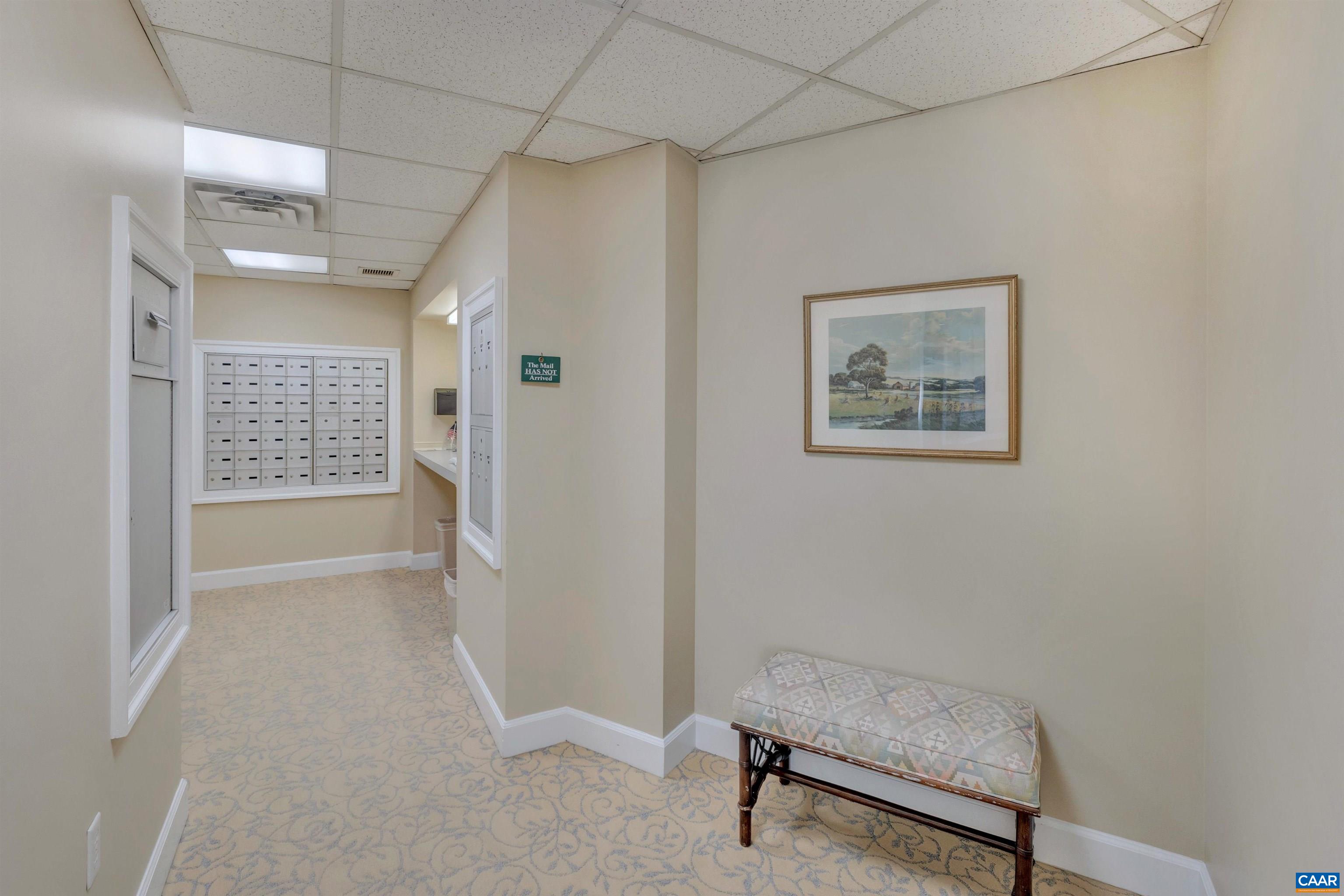 500 CRESTWOOD DR Unit: 1606
