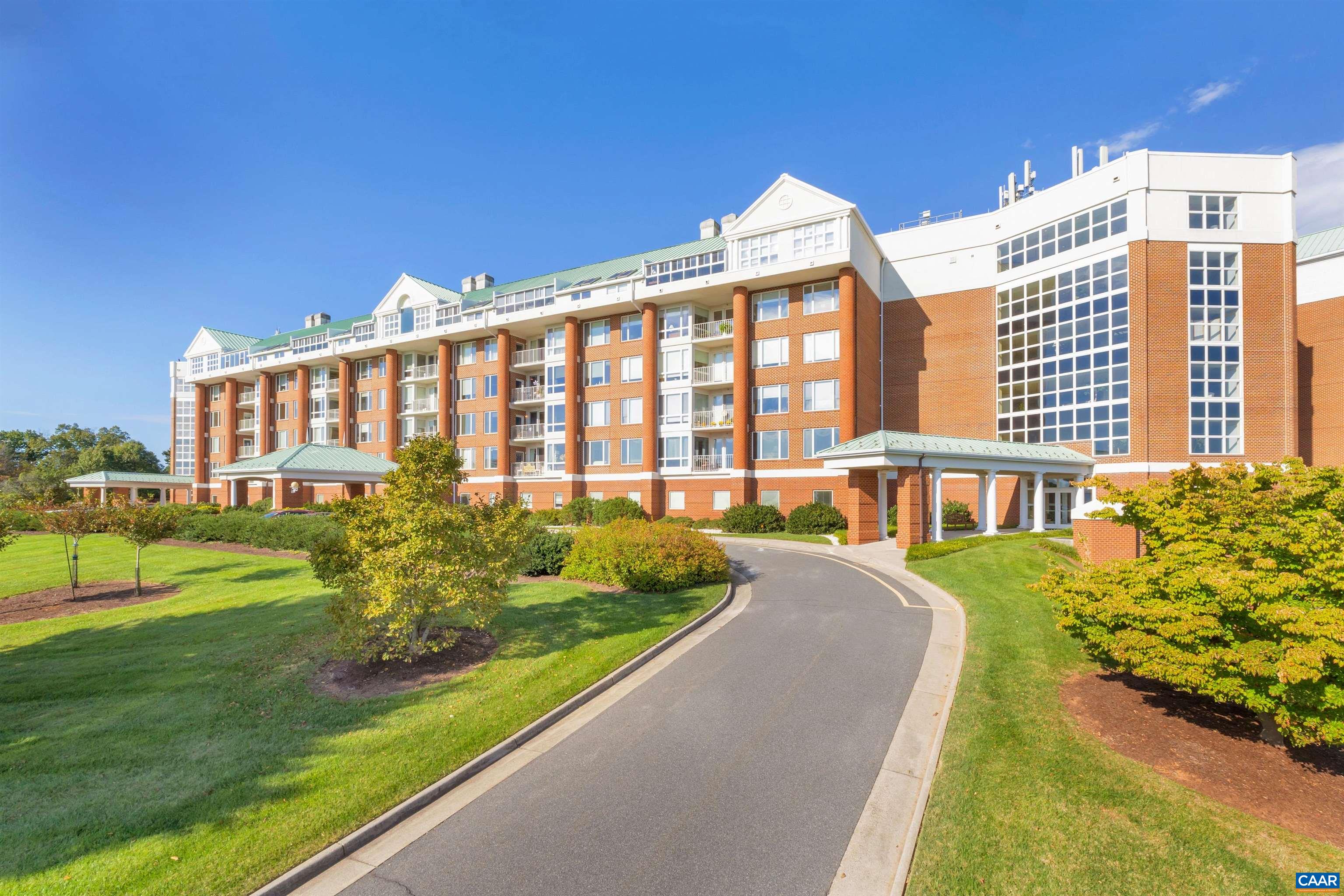 500 CRESTWOOD DR Unit: 1606