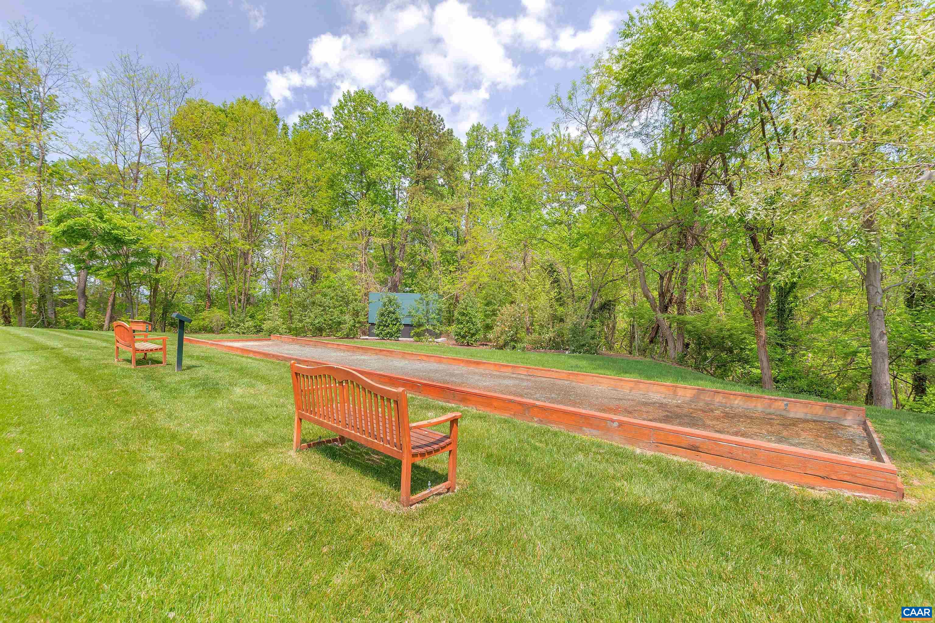 500 CRESTWOOD DR Unit: 1606