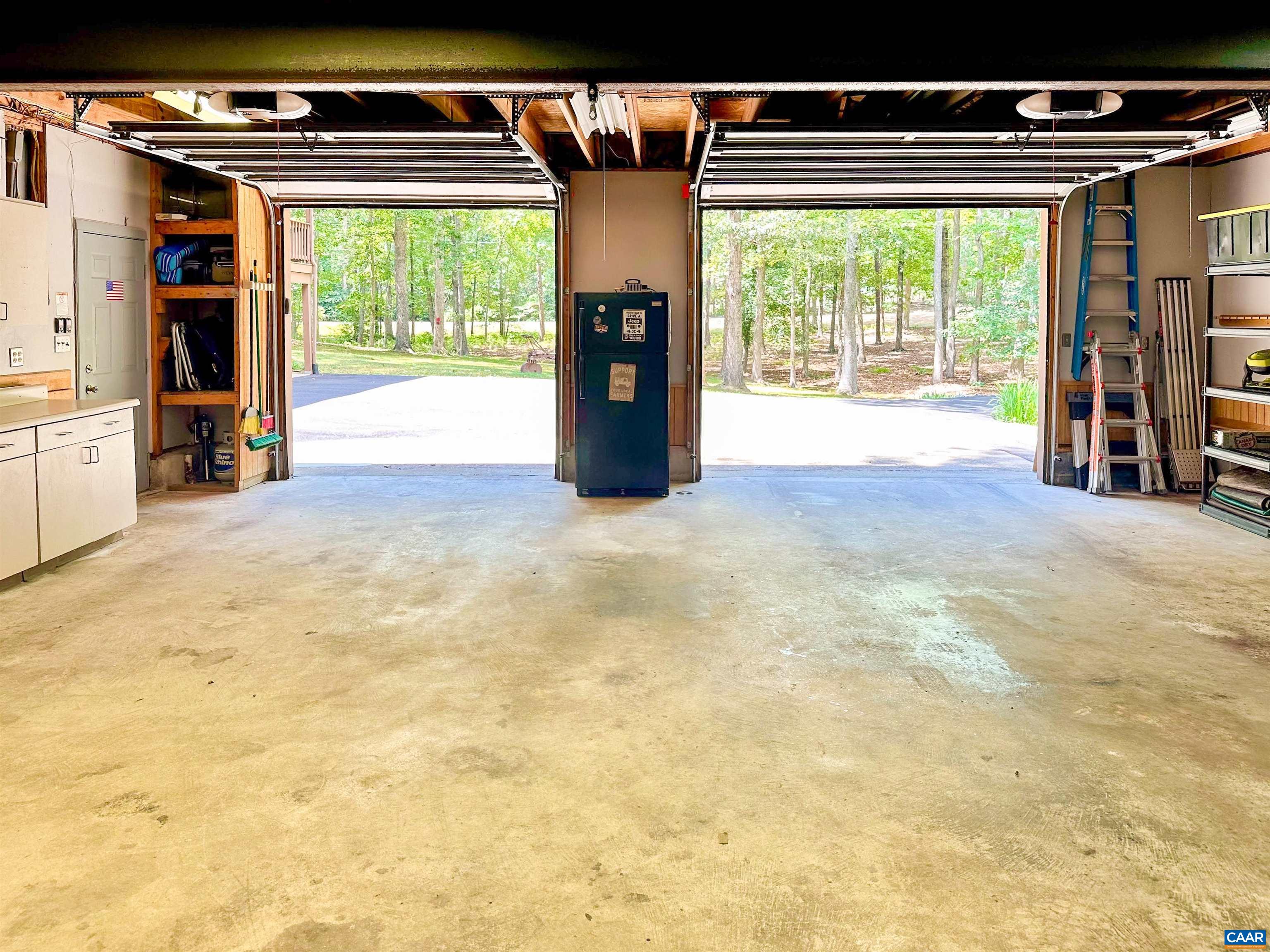 116 LAKEWOOD DR