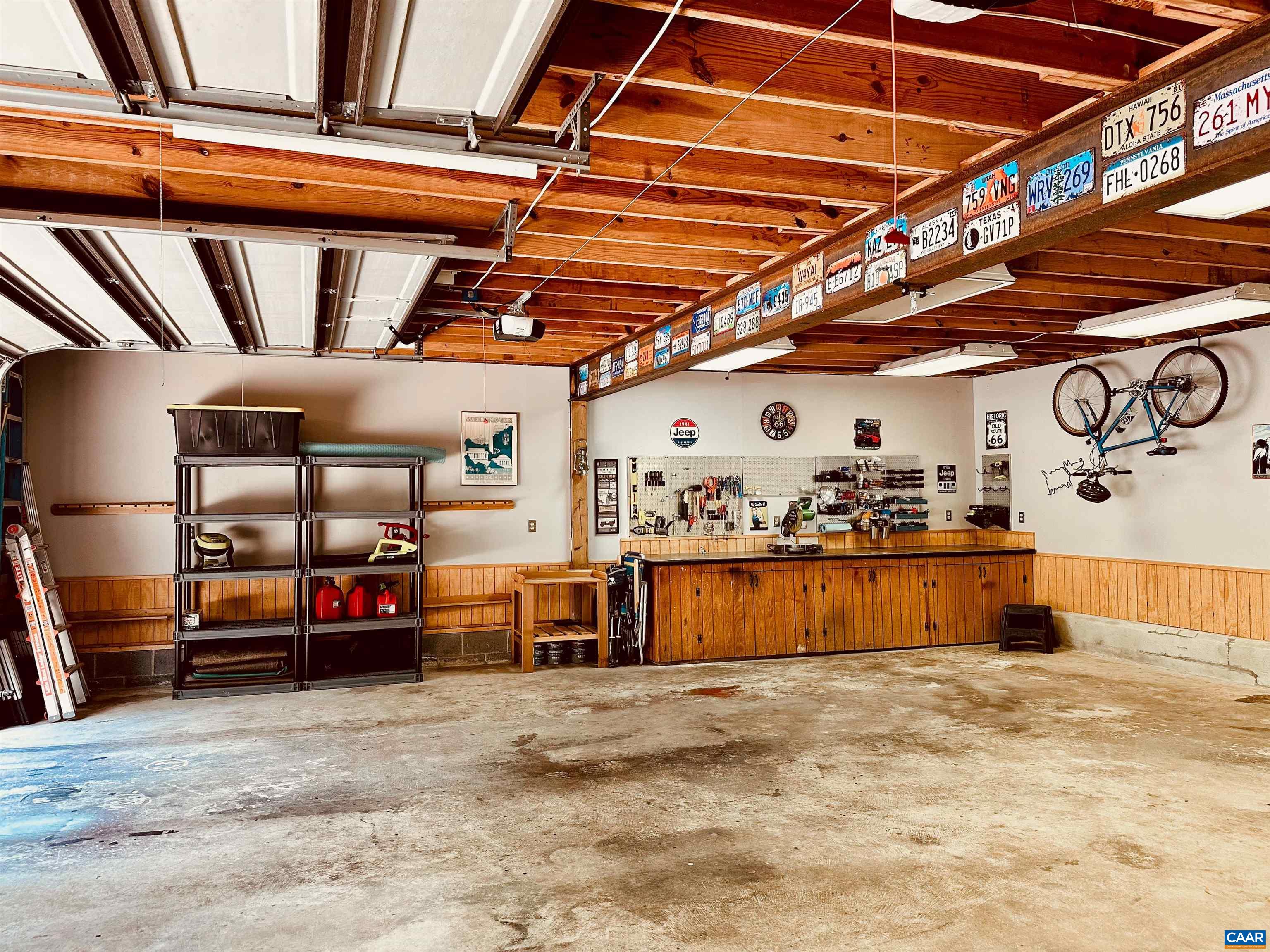 116 LAKEWOOD DR