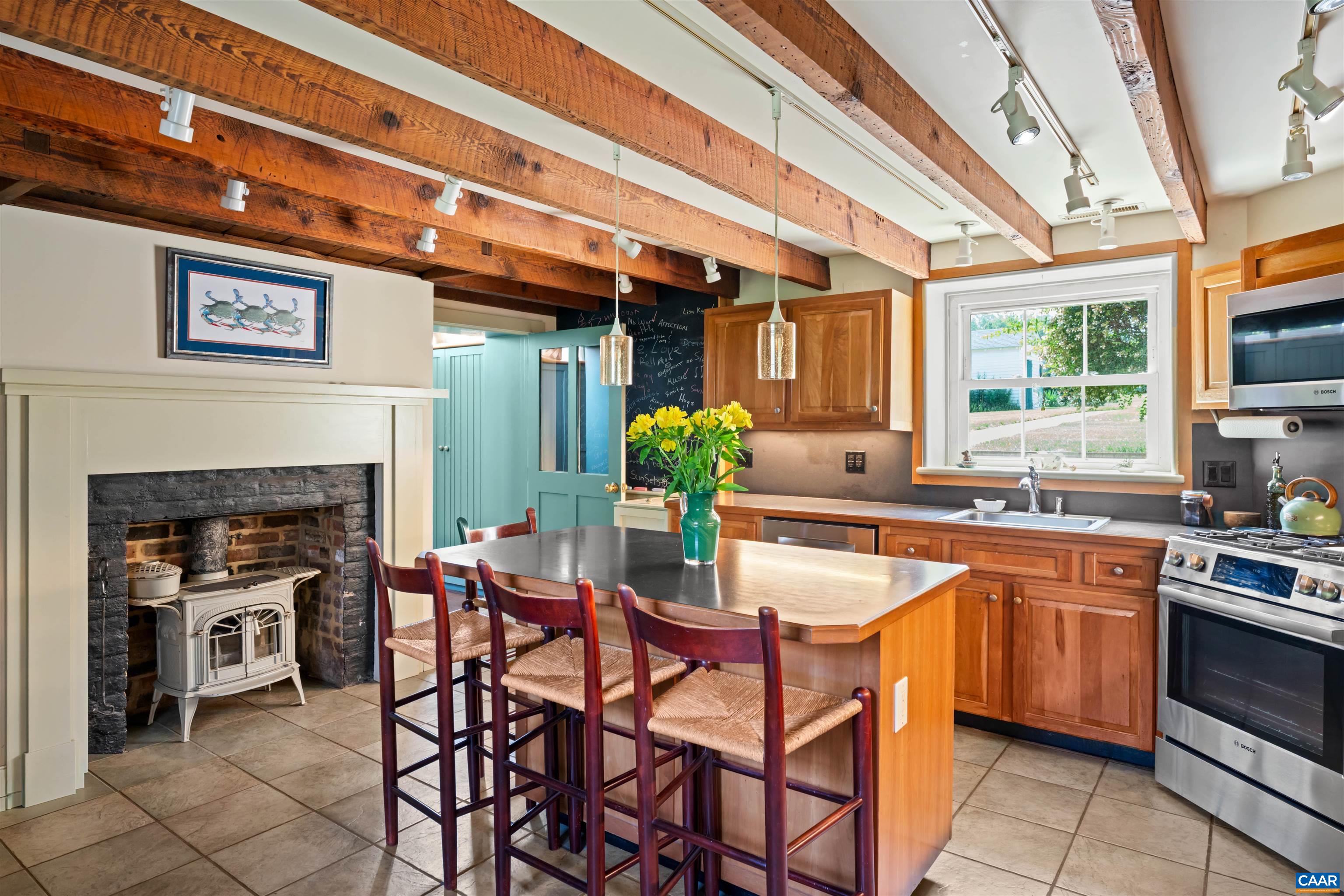 19424 RIVER RD