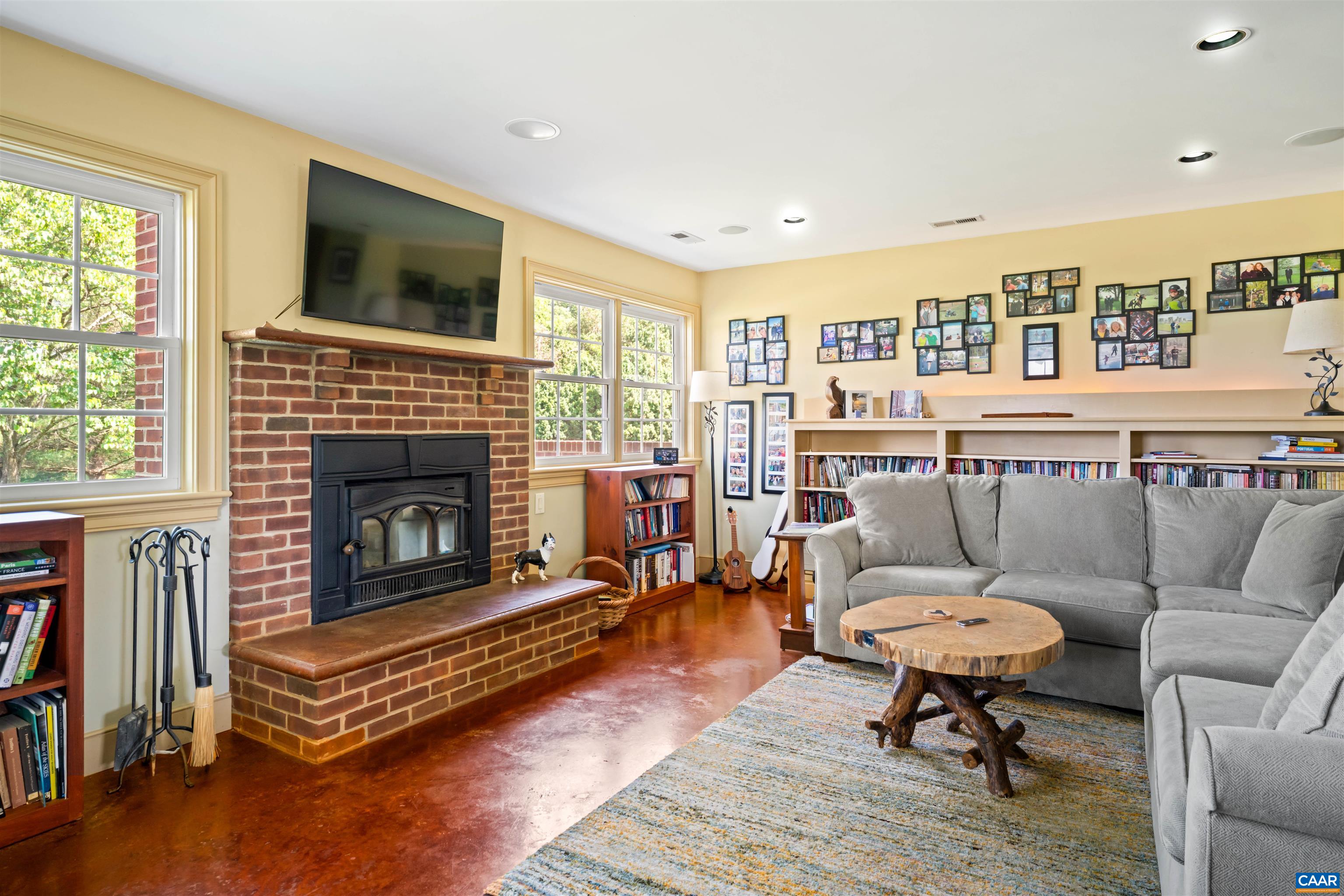 19424 RIVER RD