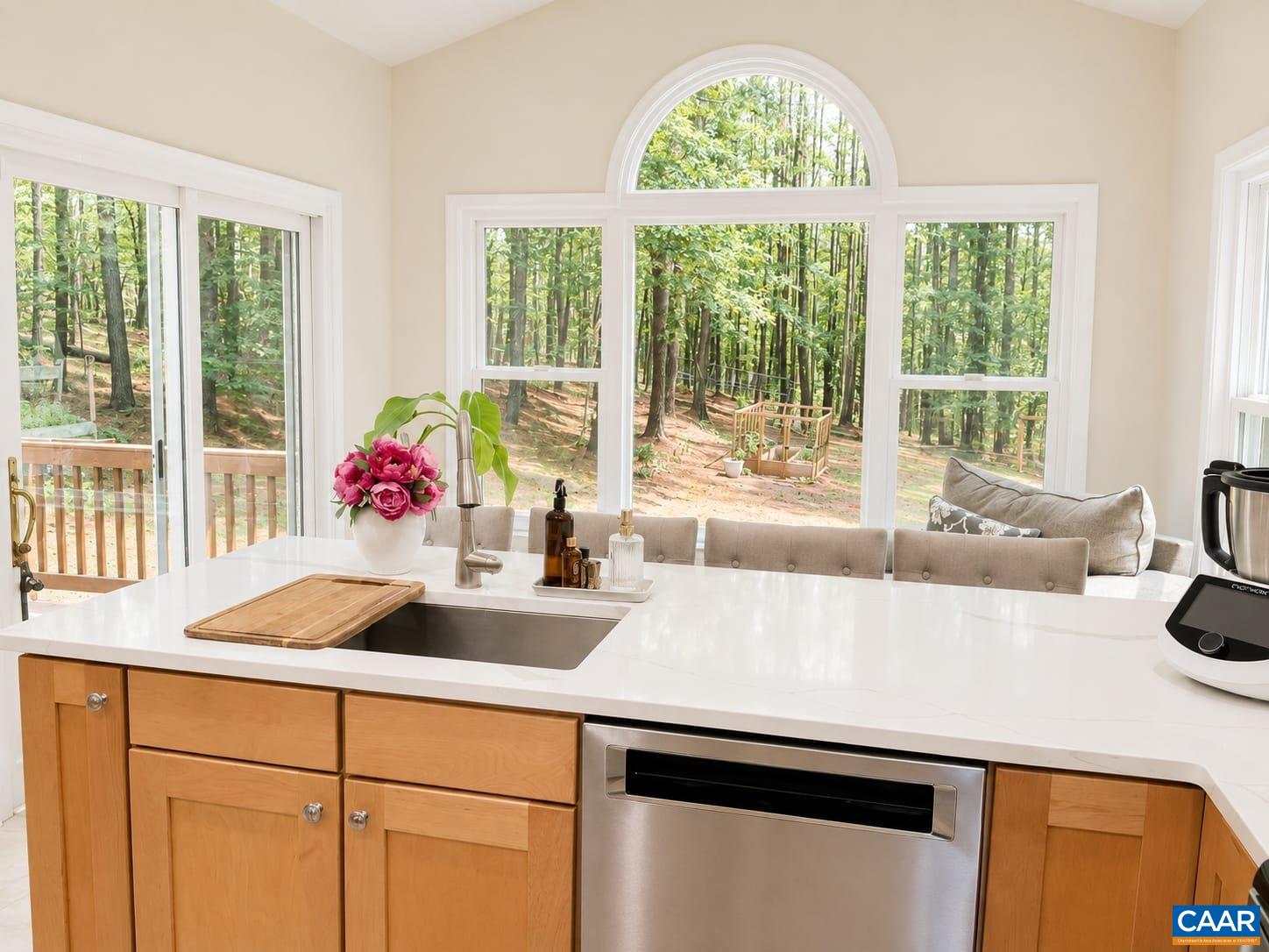211 RED CEDAR RD