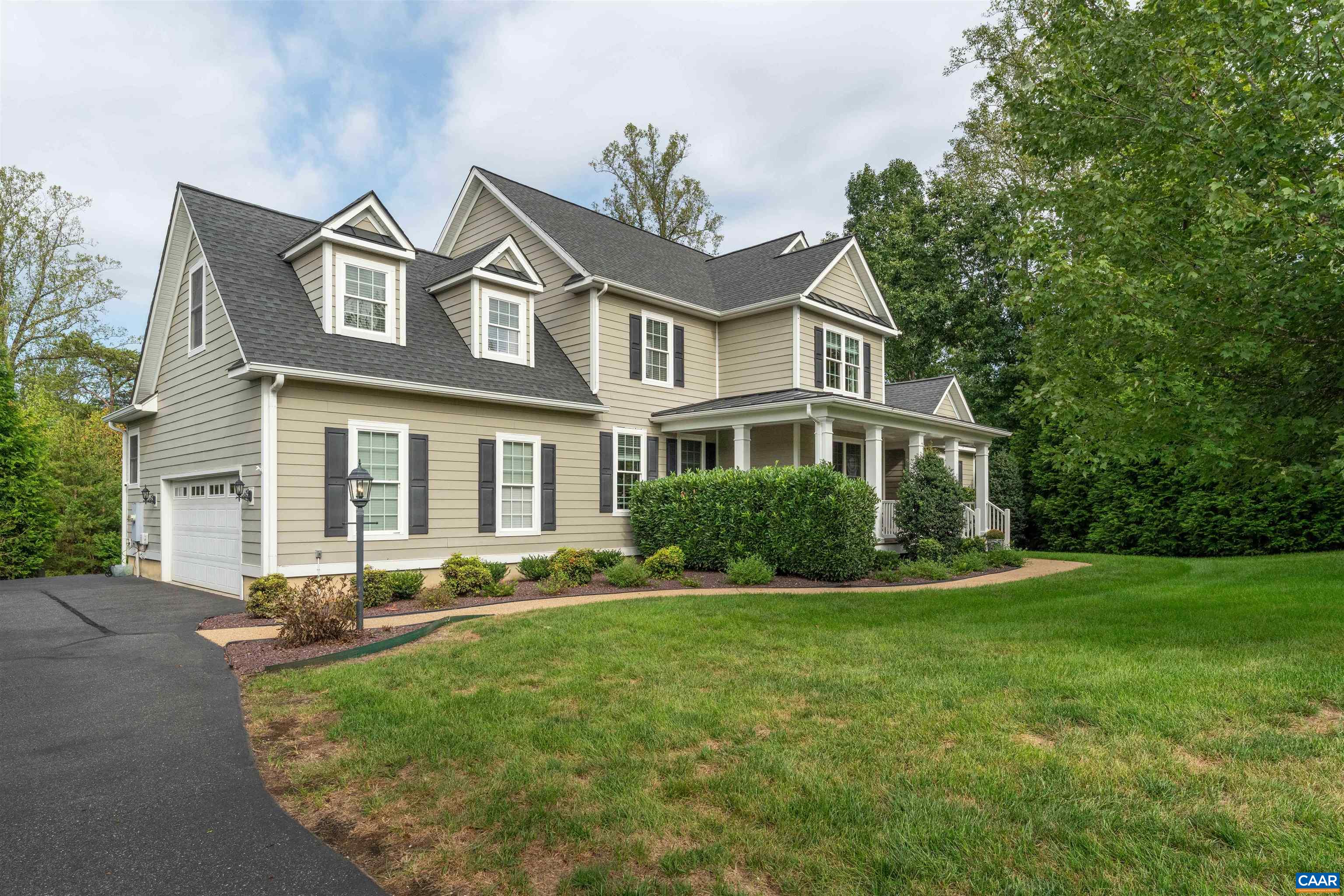 1729 HYLAND CREEK CIR