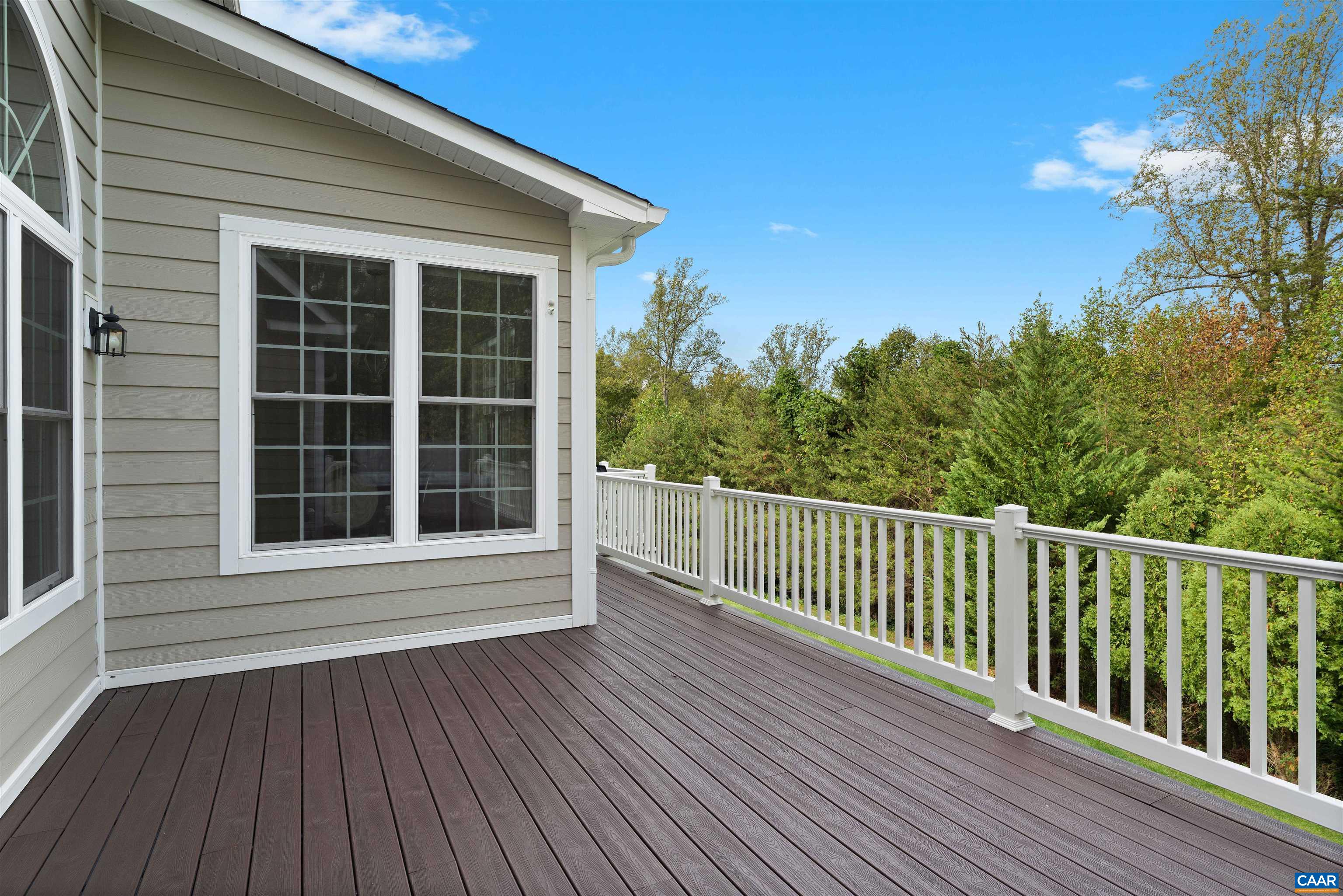 1729 HYLAND CREEK CIR
