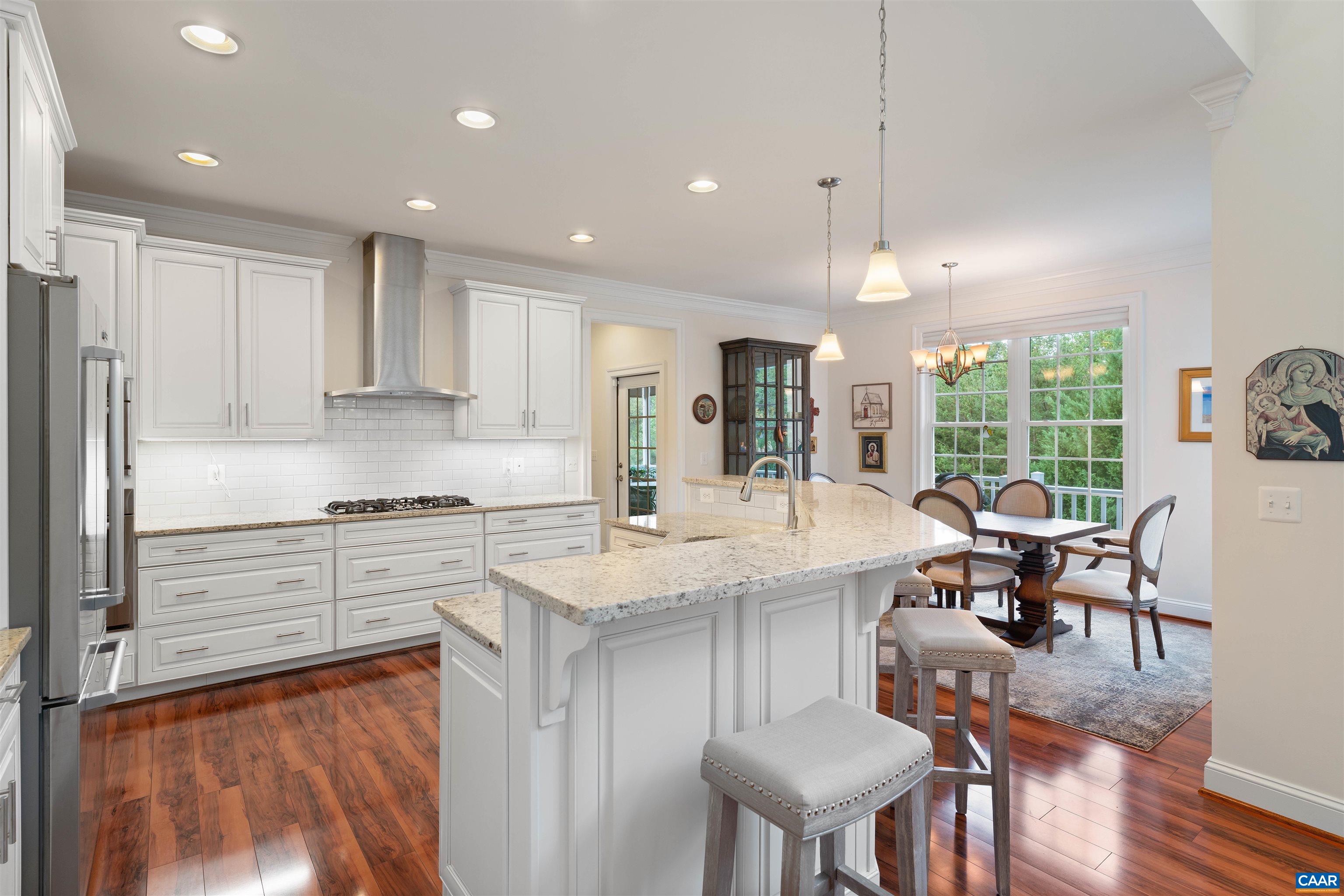 1729 HYLAND CREEK CIR