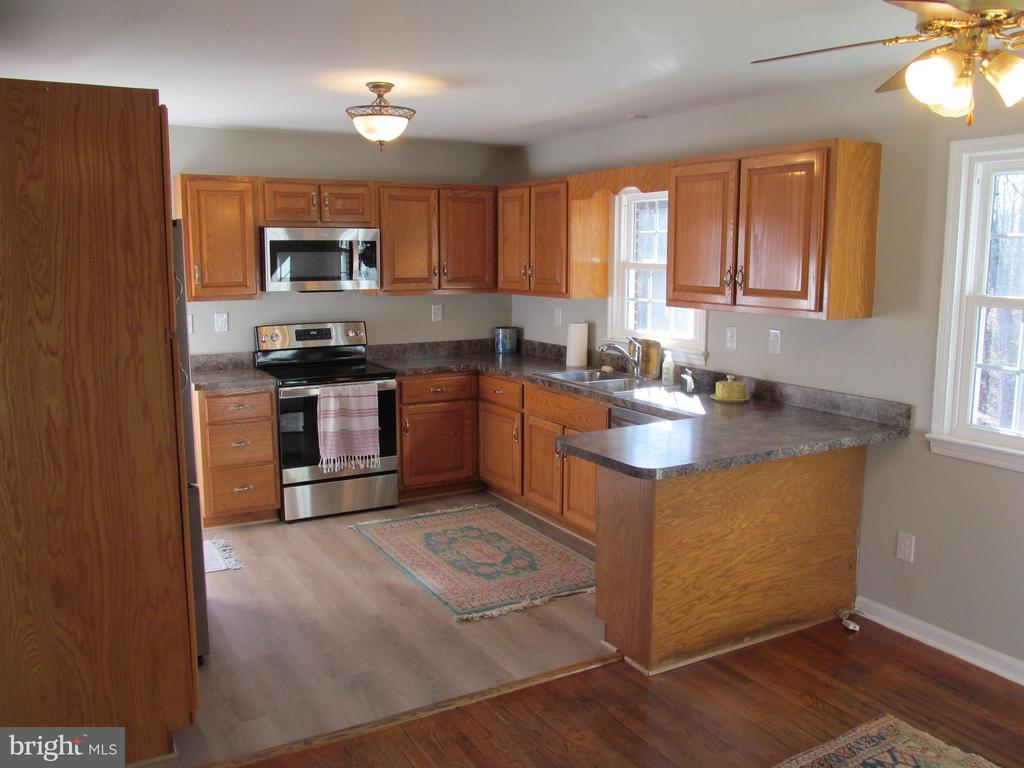 2577 LOCUST GROVE CHURCH RD
