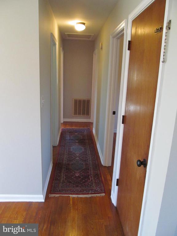 2577 LOCUST GROVE CHURCH RD