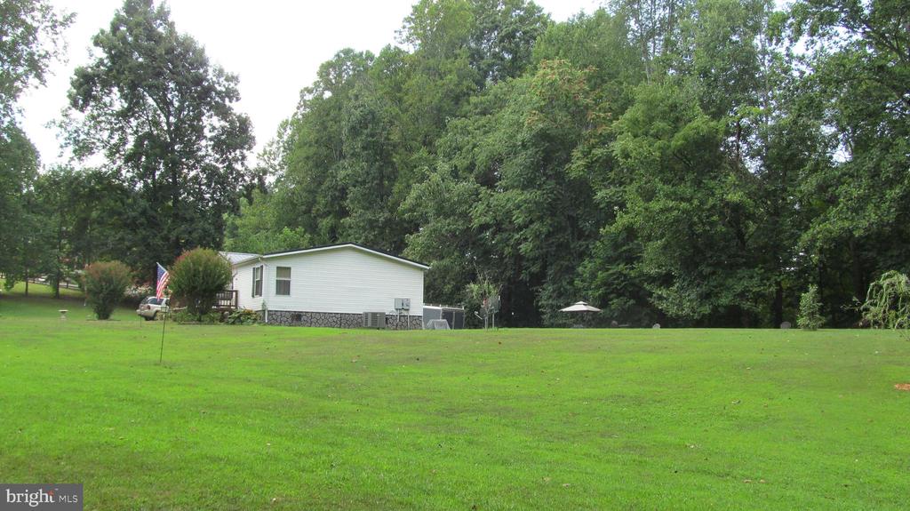 764 LEON RD