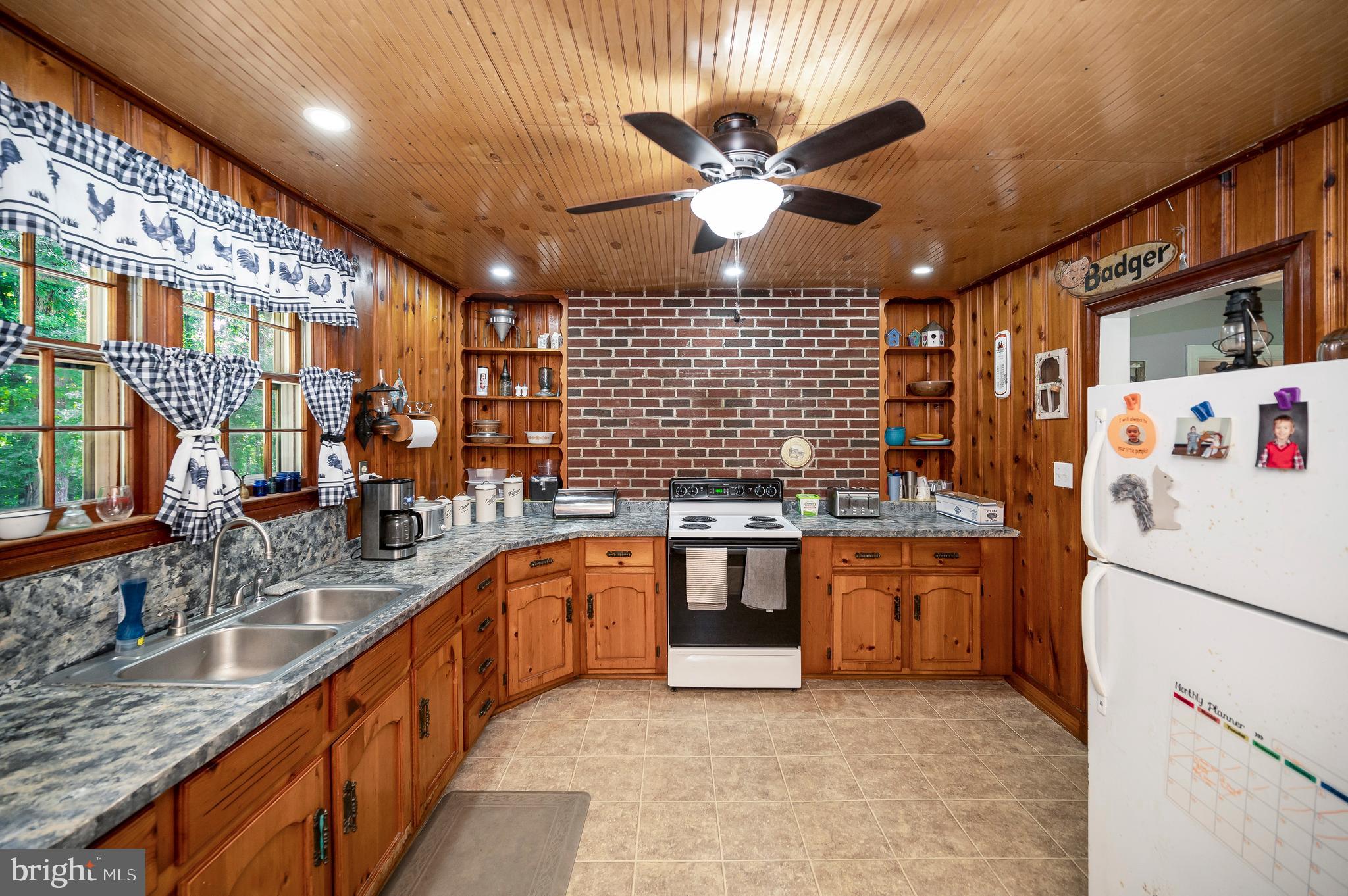 2927 TATUMS SCHOOL ROAD