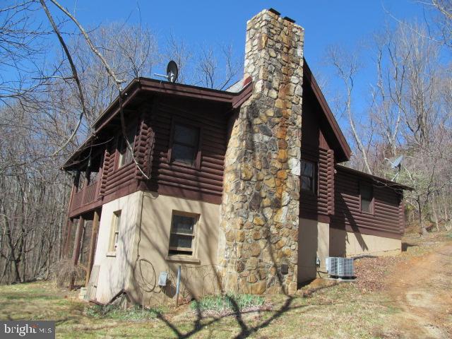 68 CHIMNEY HOLLOW RD