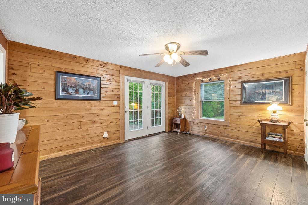 468 GEORGE JAMES LOOP