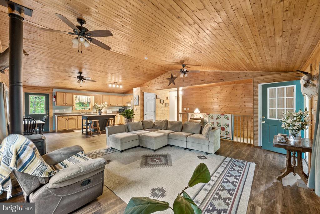468 GEORGE JAMES LOOP