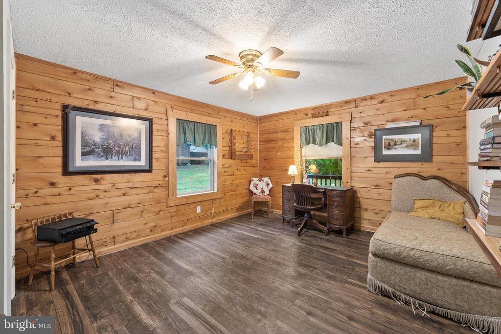 468 GEORGE JAMES LOOP